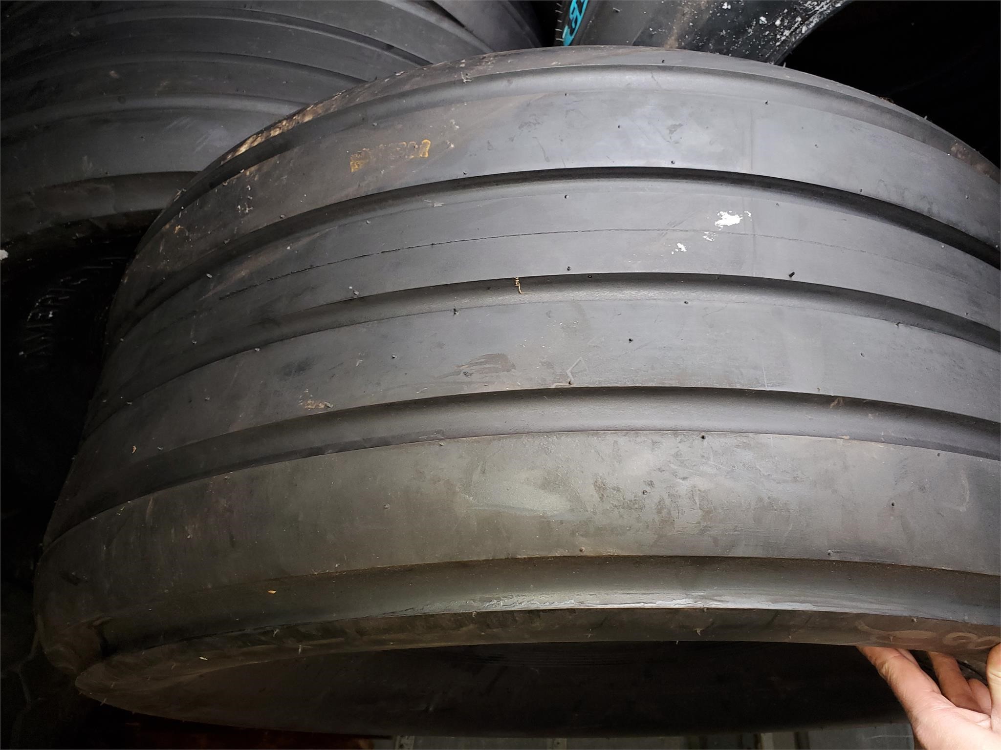 American Farmer 21.5L16.1SL Wheels / Tires / Track 595 Machinery Pete