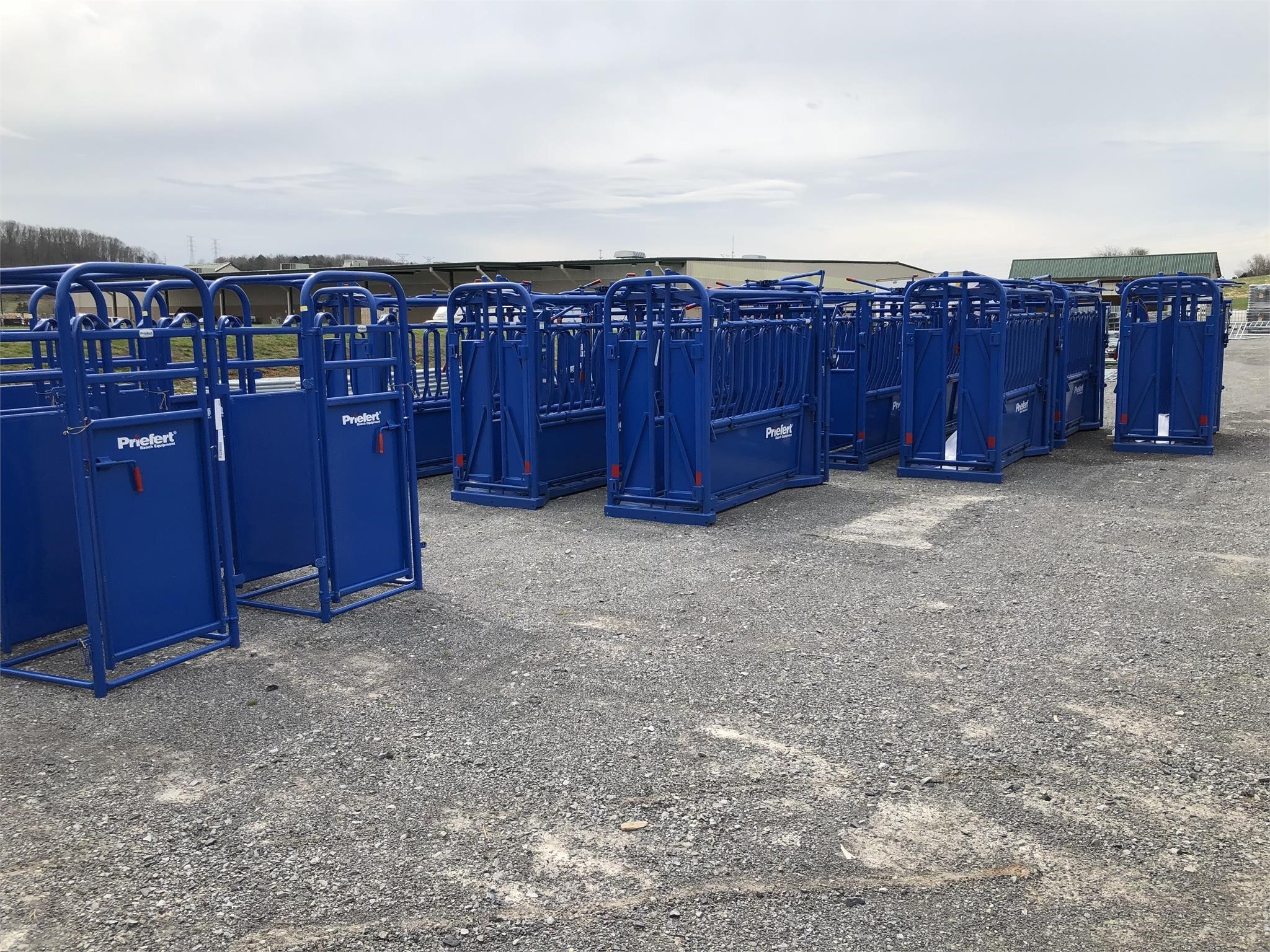 Priefert Squeeze Chute Cattle Equipment Call Machinery Pete