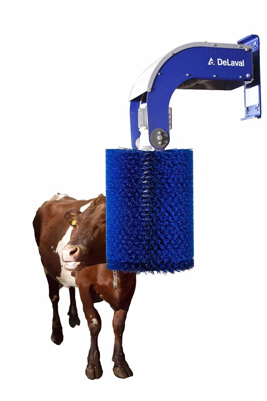  Alfa-Laval Agri SWINGING BRUSH Milking Equipment