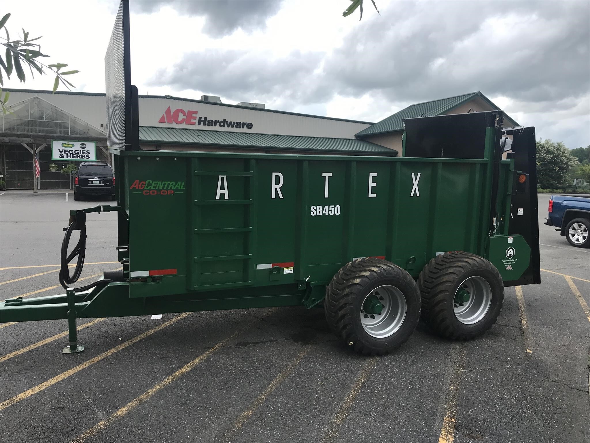 2025 Artex SB450 Manure Spreader
