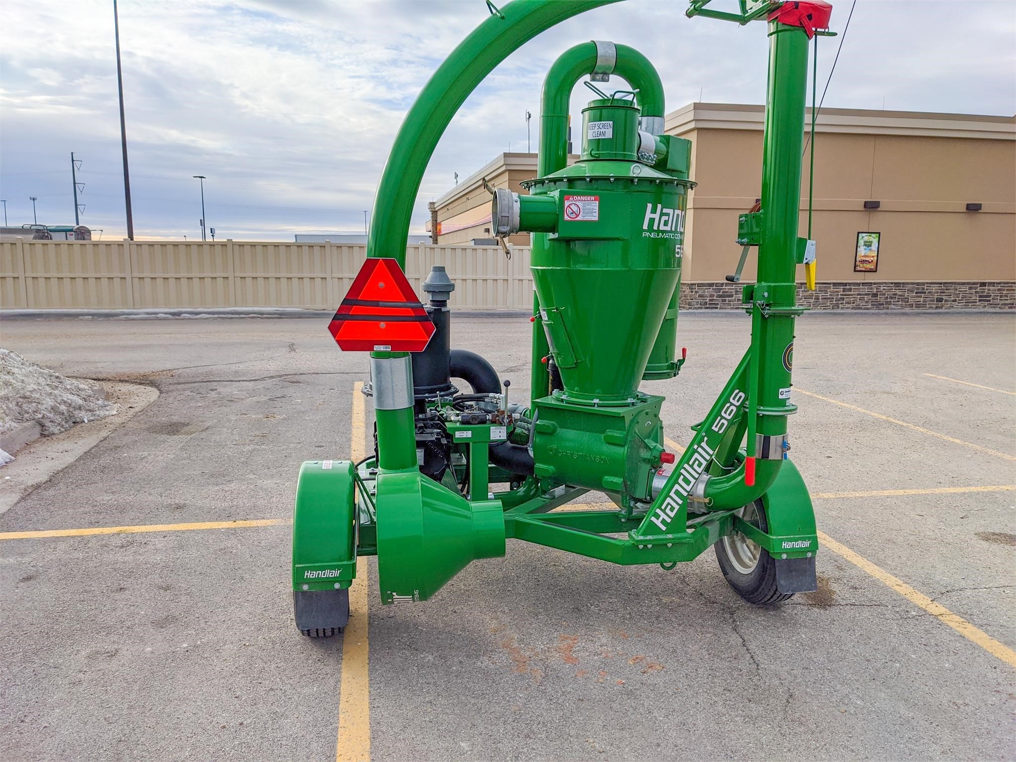 2022 Handlair 566 Grain Vac Henderson, Iowa 24,230 Machinery Pete