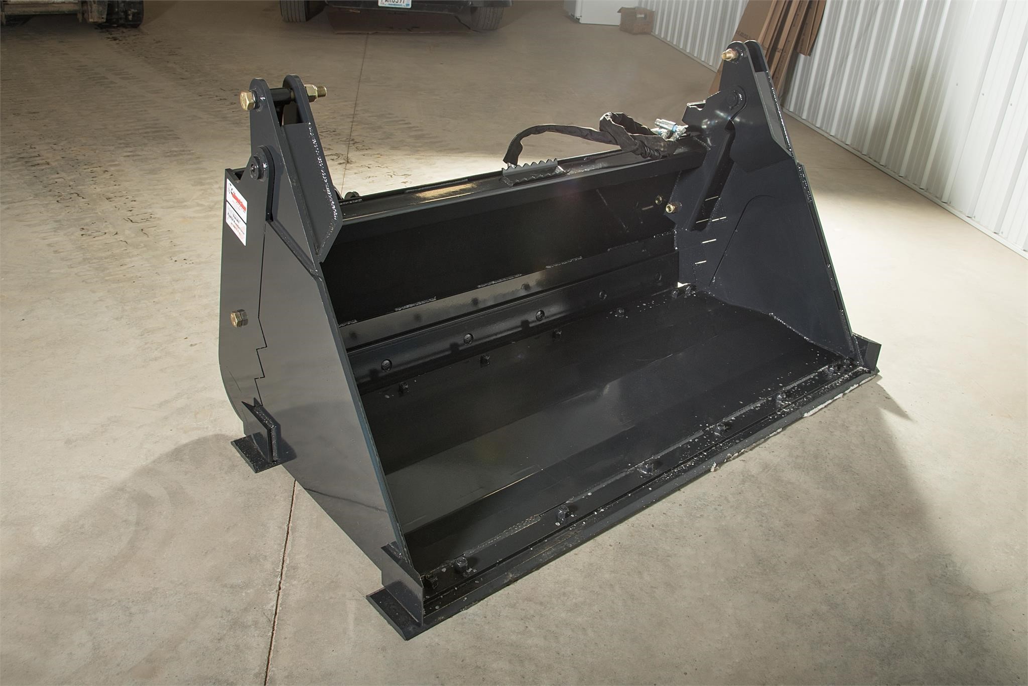 Jenkins 82" 4 IN 1 BUCKET Loader and Skid Steer Attachment 4,350