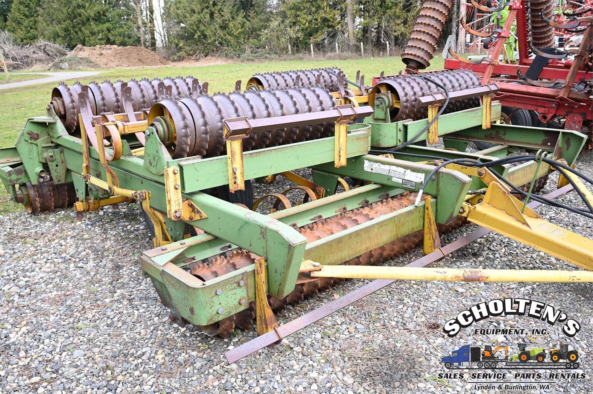 2010 Kewanee 89 Mulchers / Cultipacker