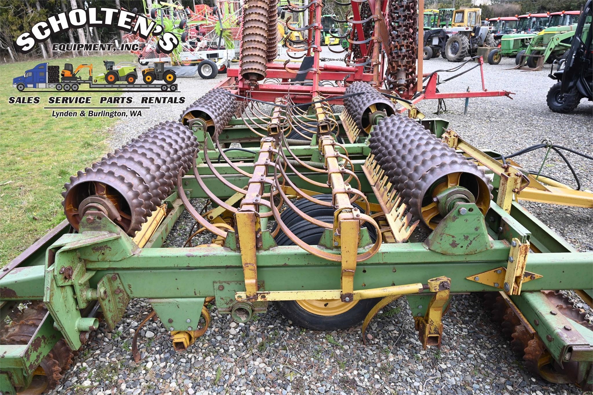 2010 Kewanee 89 Mulchers / Cultipacker