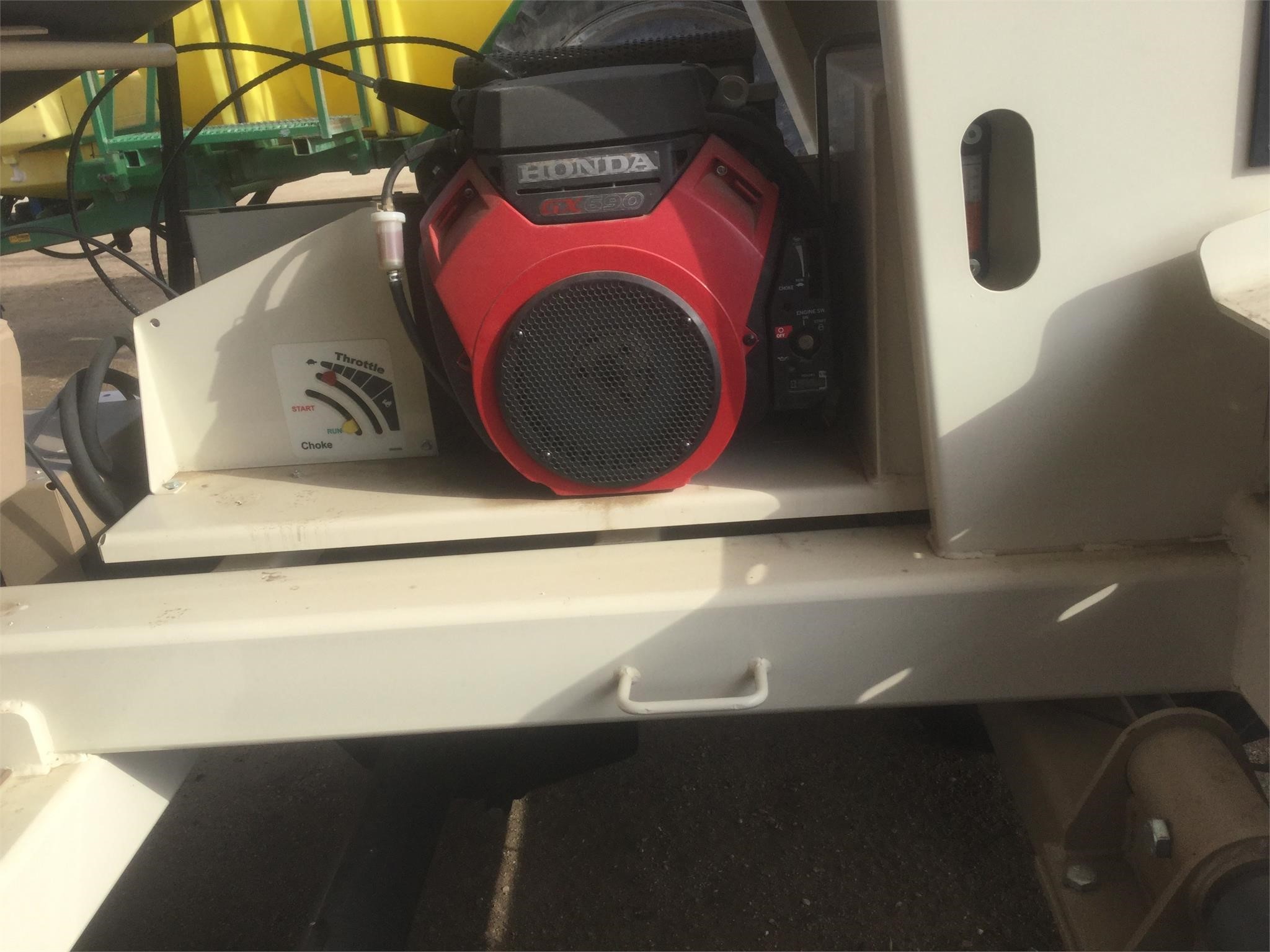 2025 Unverferth 4955DXL Seed Tender