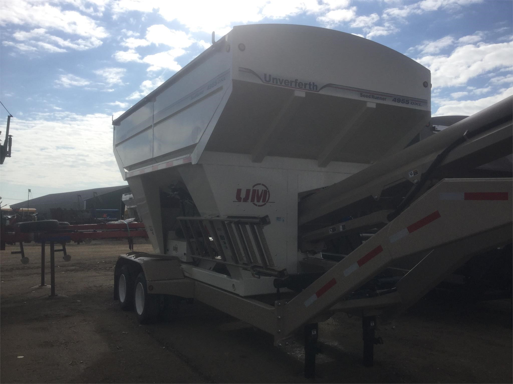 2025 Unverferth 4955DXL Seed Tender
