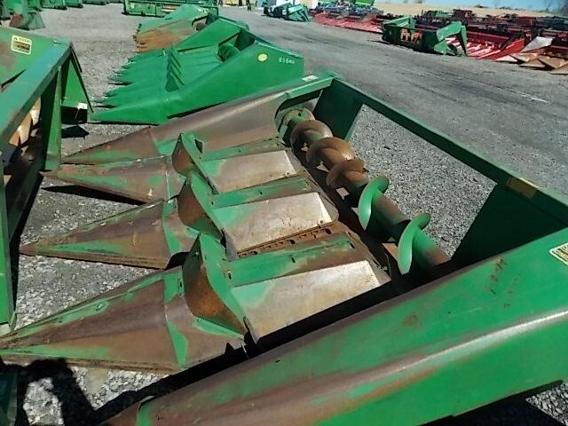  John Deere 443 Corn Head
