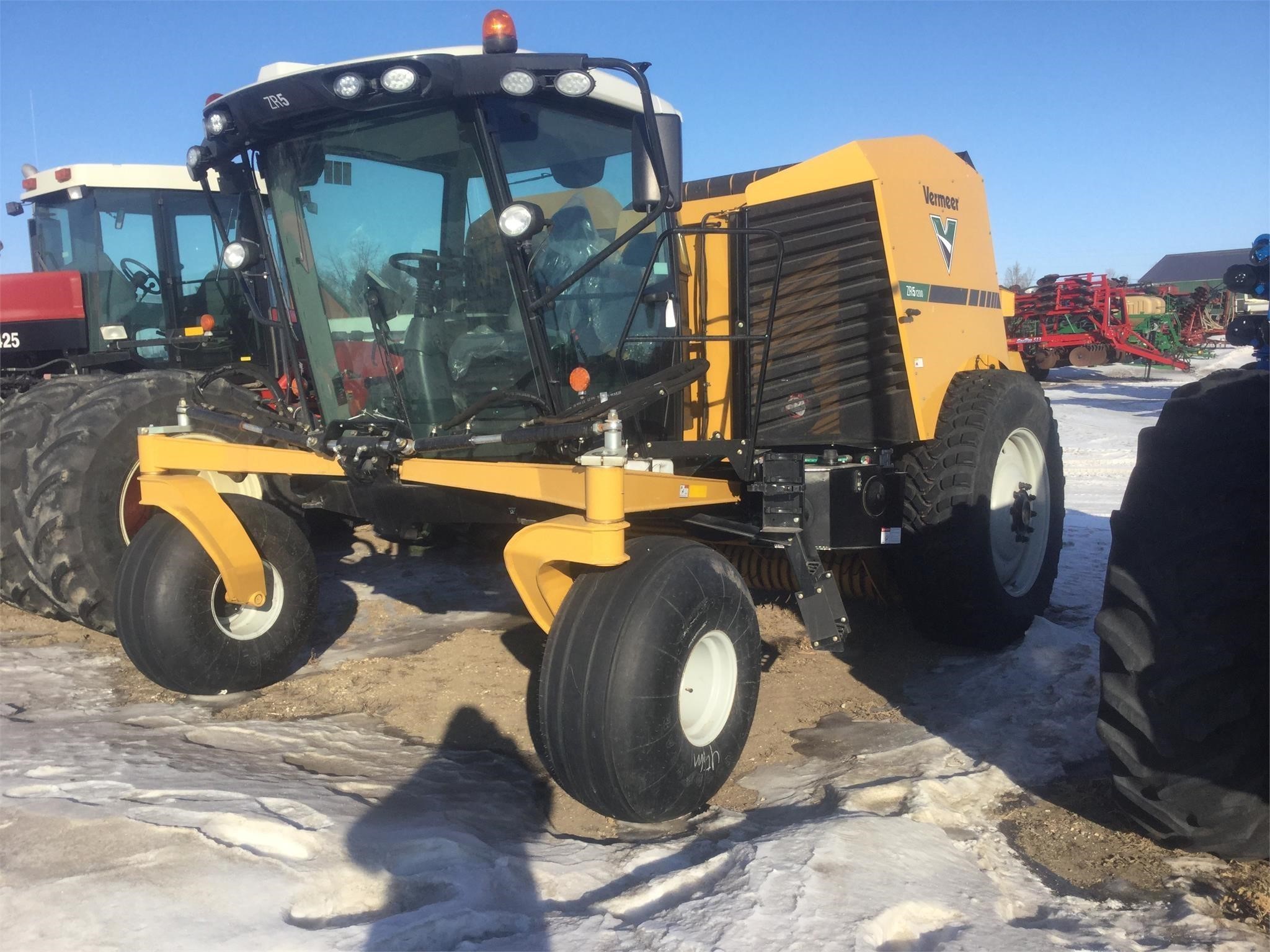 2025 Vermeer ZR5-1200 Round Baler