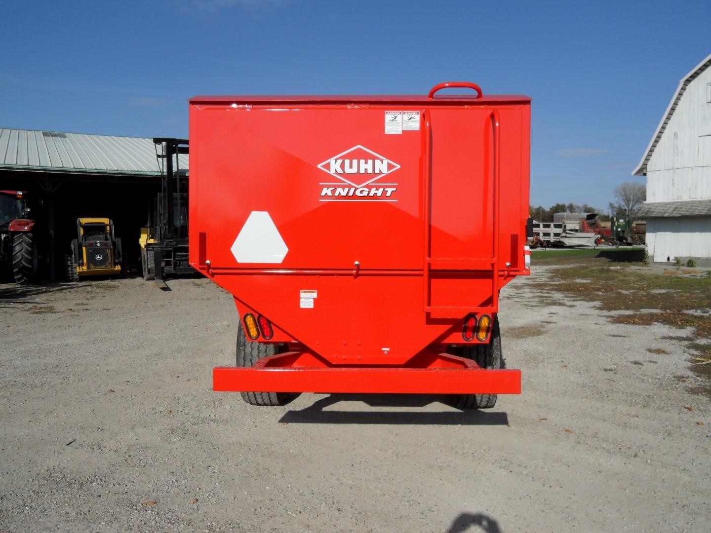 2026 Kuhn Knight RA136 Grinders and Mixer