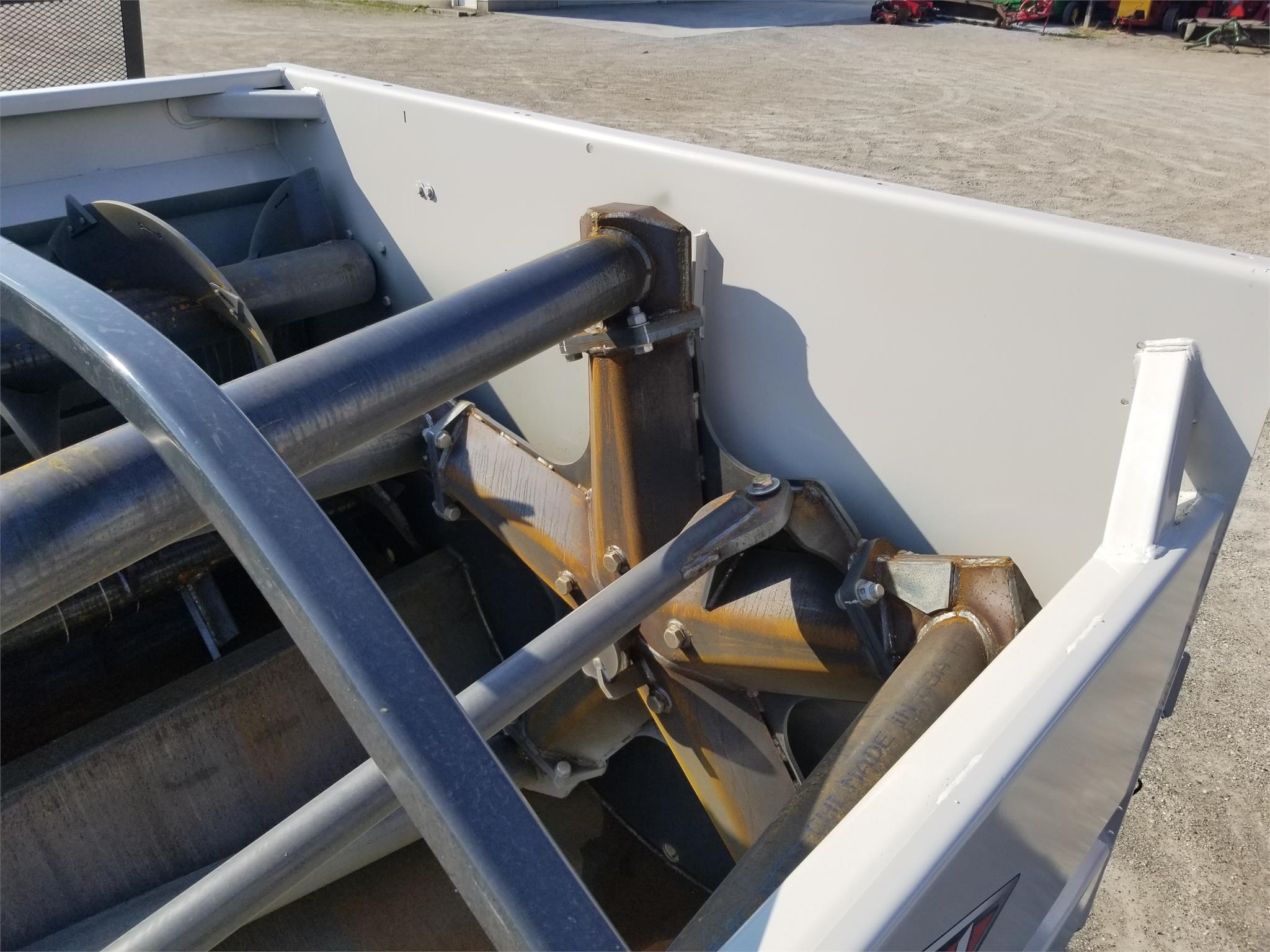 2025 Kuhn Knight RC260 Grinders and Mixer