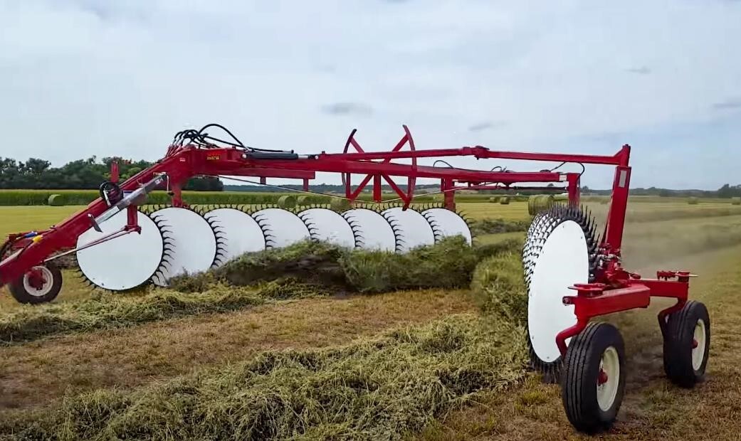2025 Rowse WR16 Rake