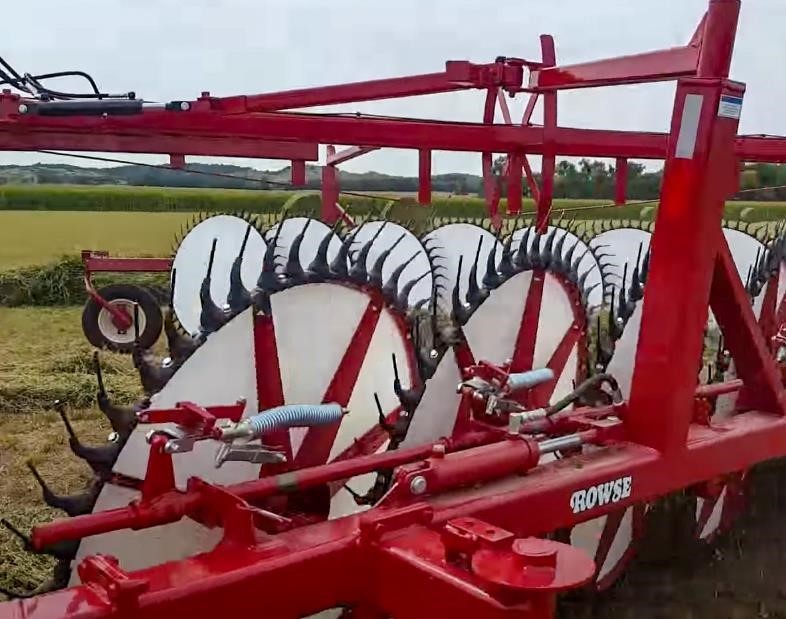 2025 Rowse WR16 Rake