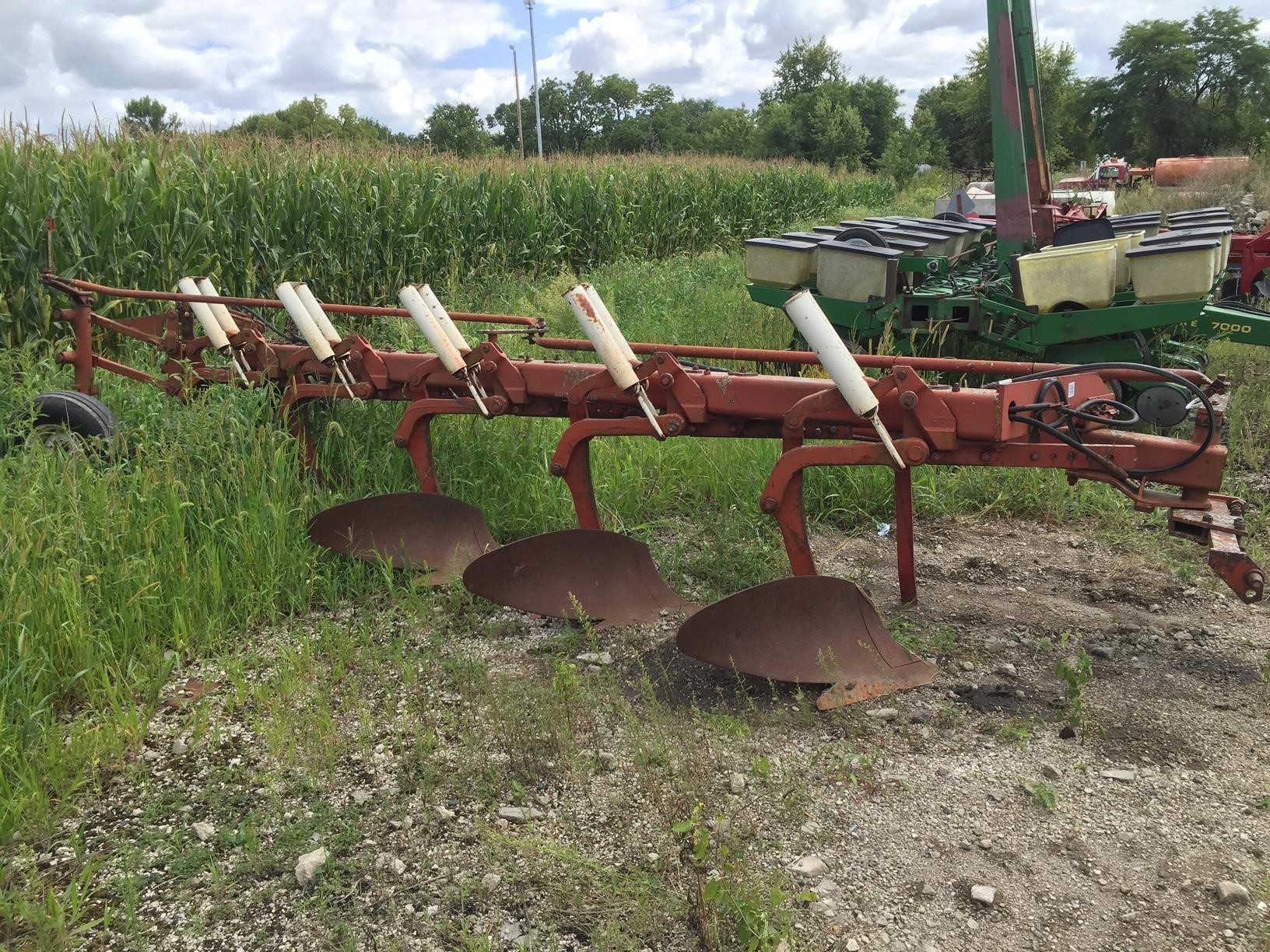  International Harvester 720 Plow