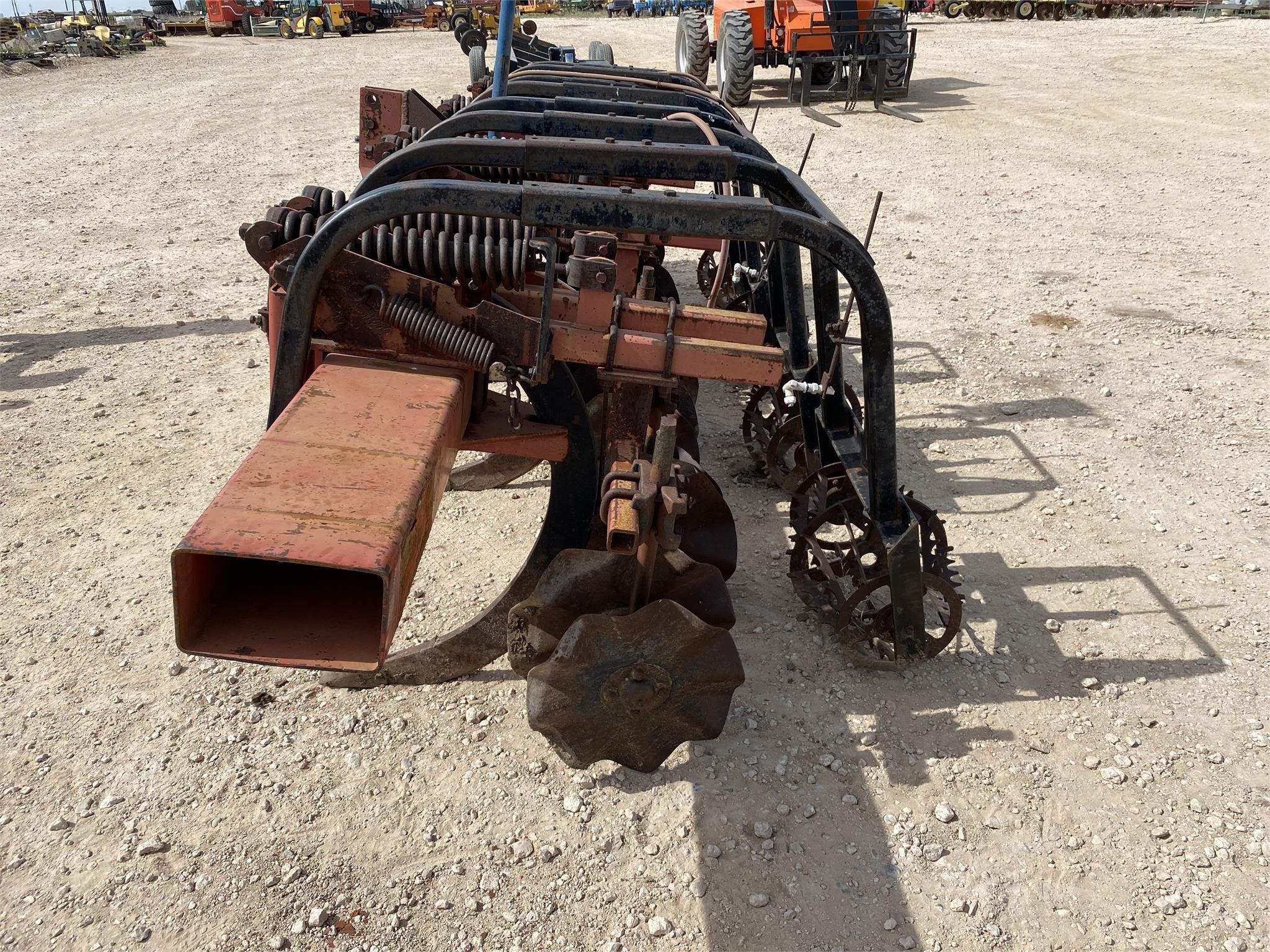 Bush Hog 8100 Disk Chisel 2,750 Machinery Pete