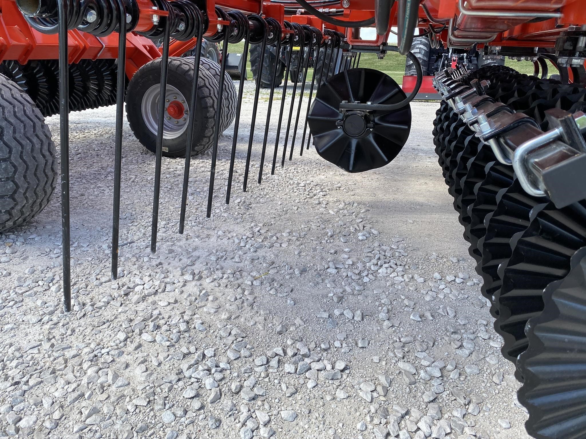 2026 Kuhn Krause 8010-30 Vertical Tillage