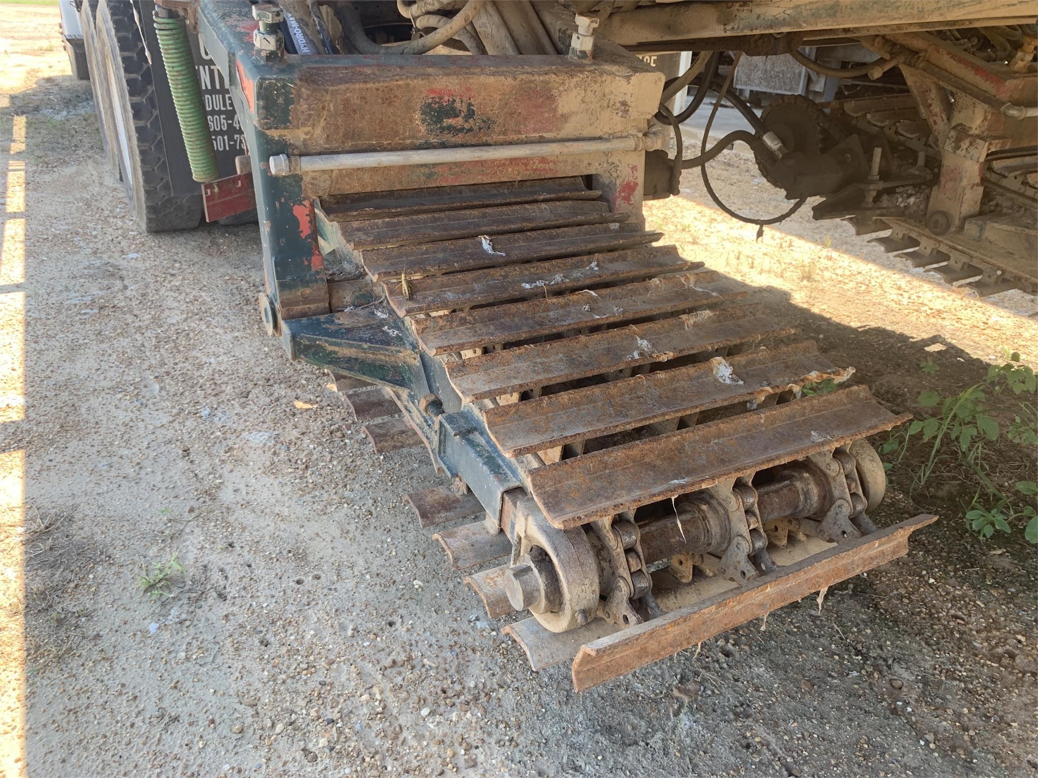 1994 Freightliner FL80 Semi Trucks/Trailer