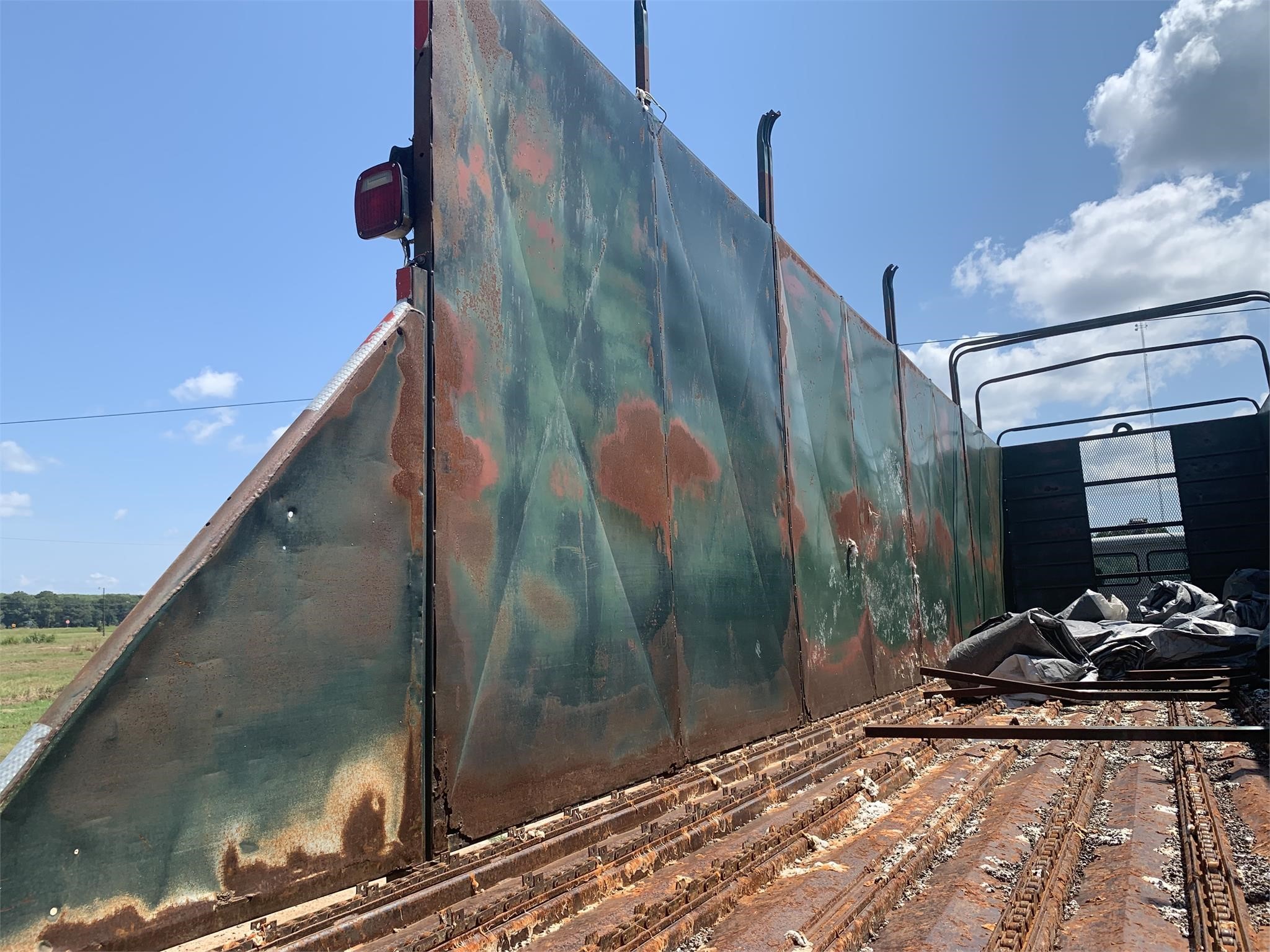 1994 Freightliner FL80 Semi Trucks/Trailer