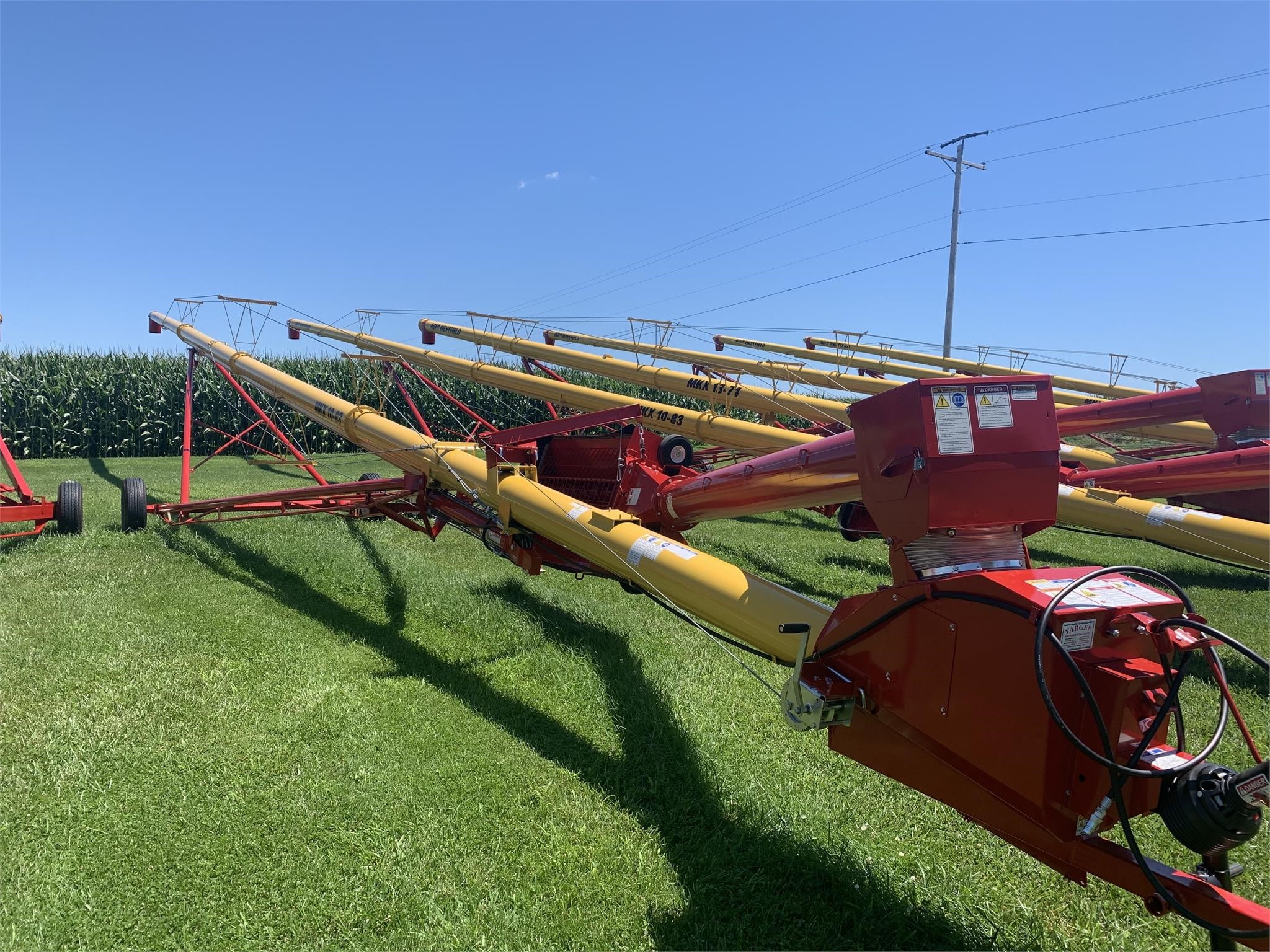  Westfield MKX2 10-83 Augers and Conveyor