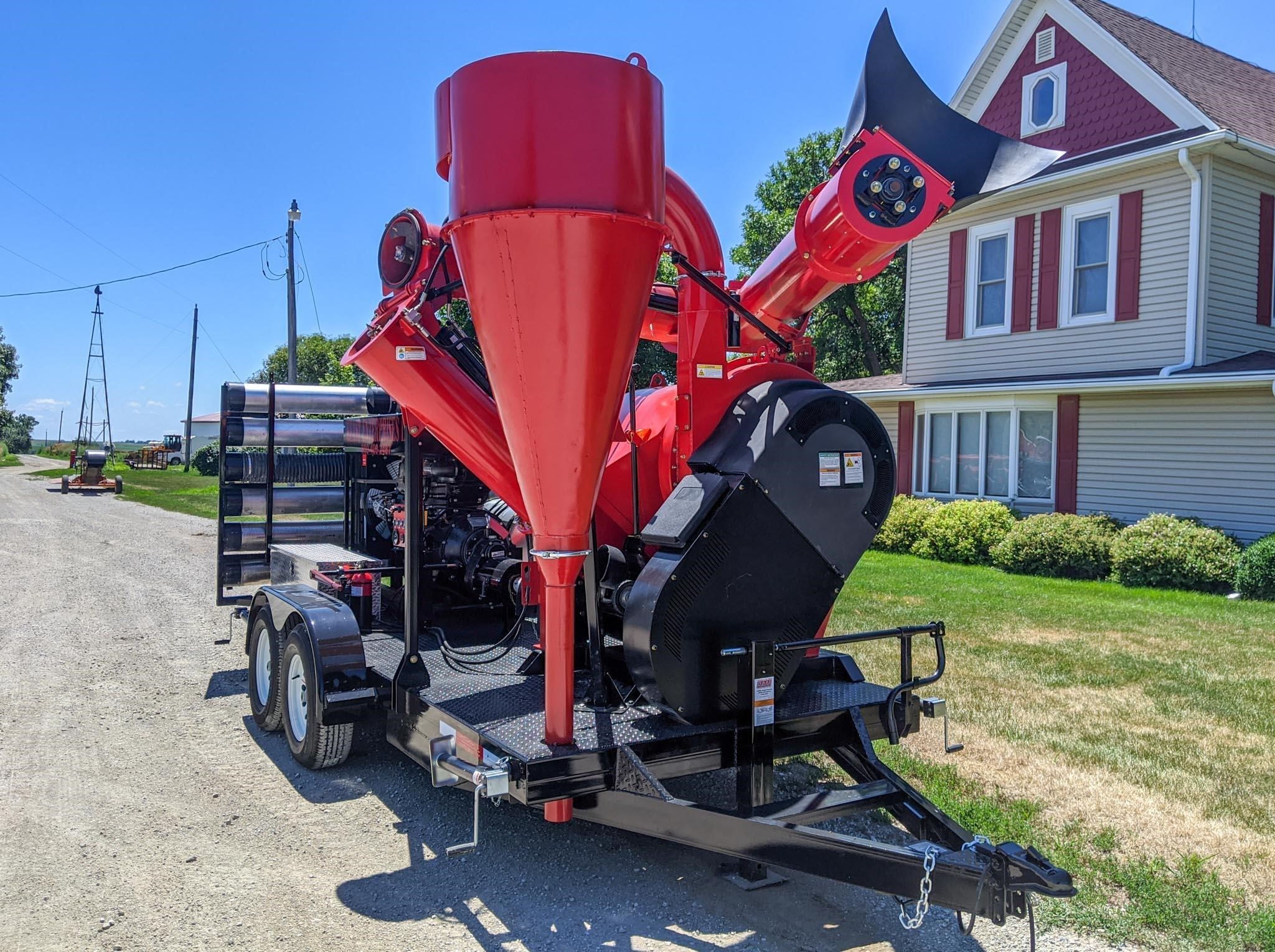 2026 AGI VR12 Grain Vac