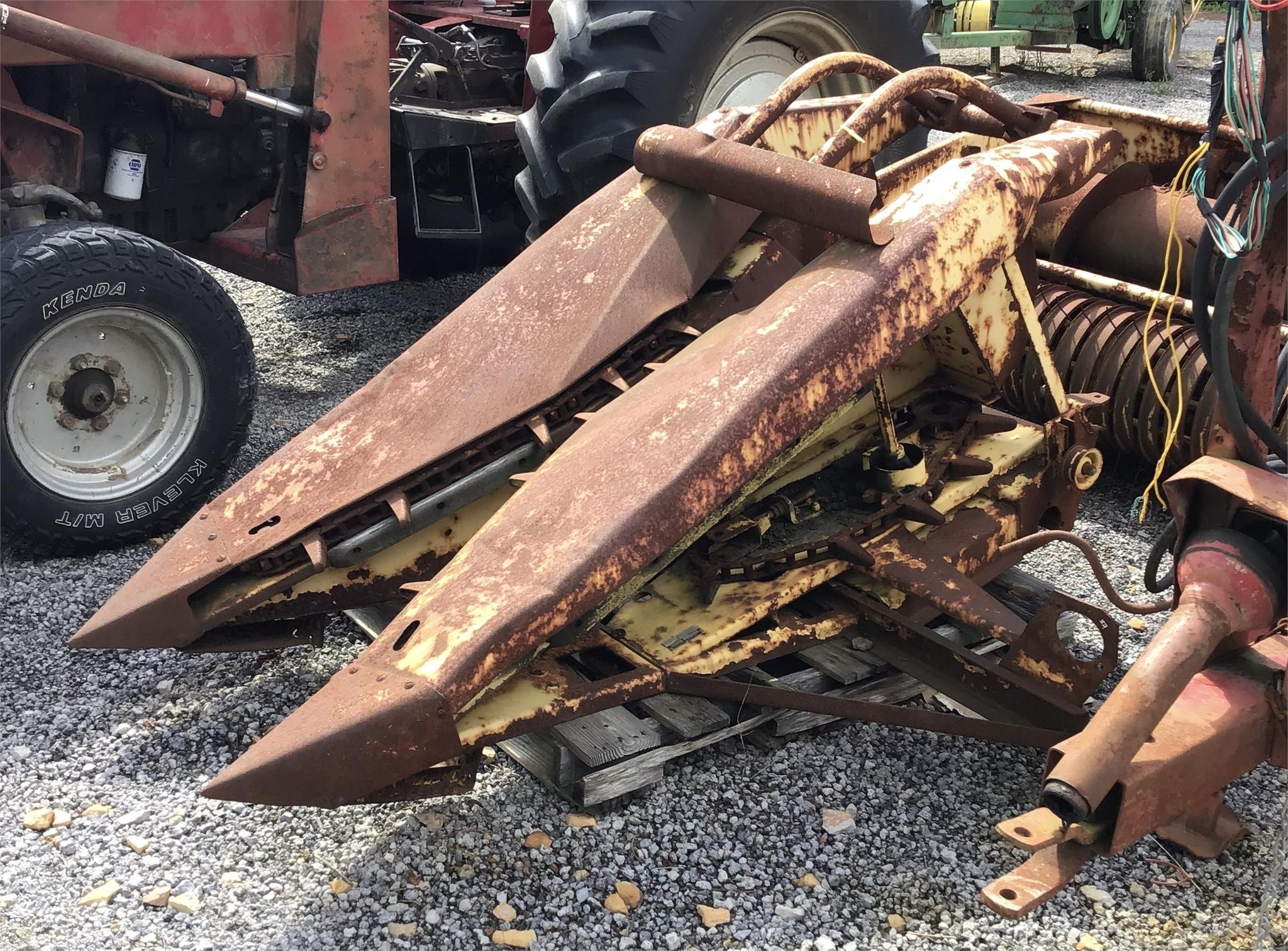 New Holland 717R Miscellaneous