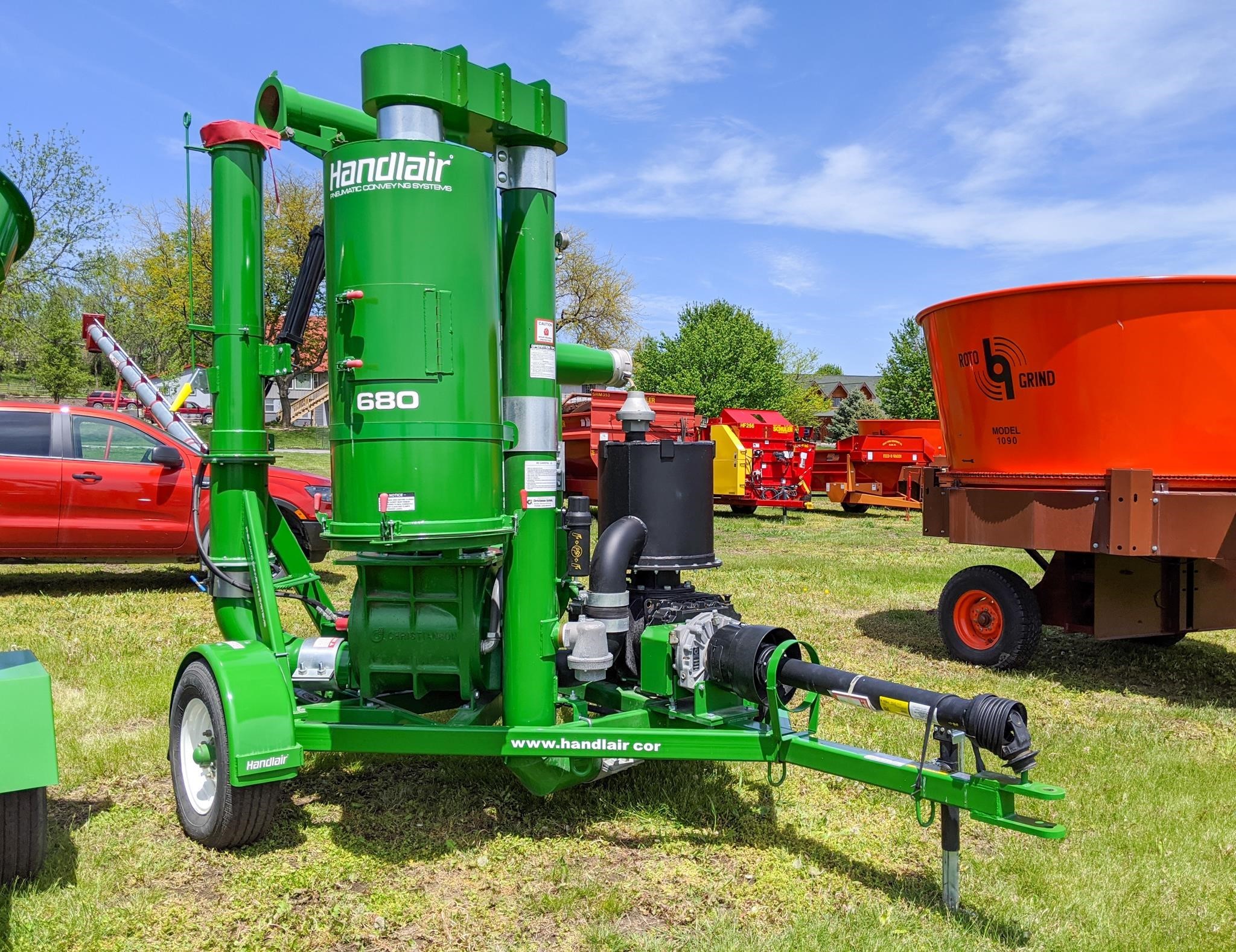 2026 Handlair 680 Grain Vac