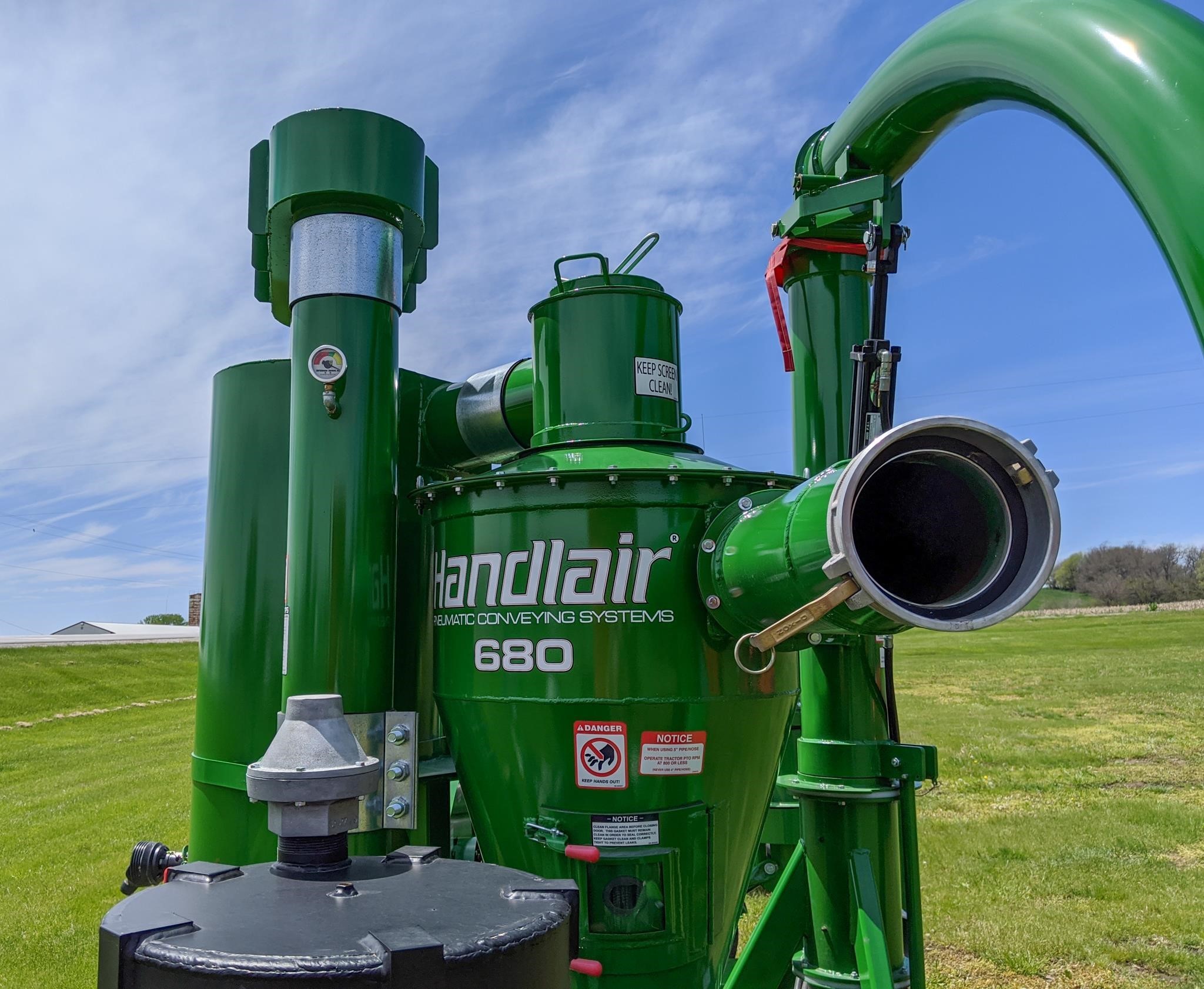 2026 Handlair 680 Grain Vac