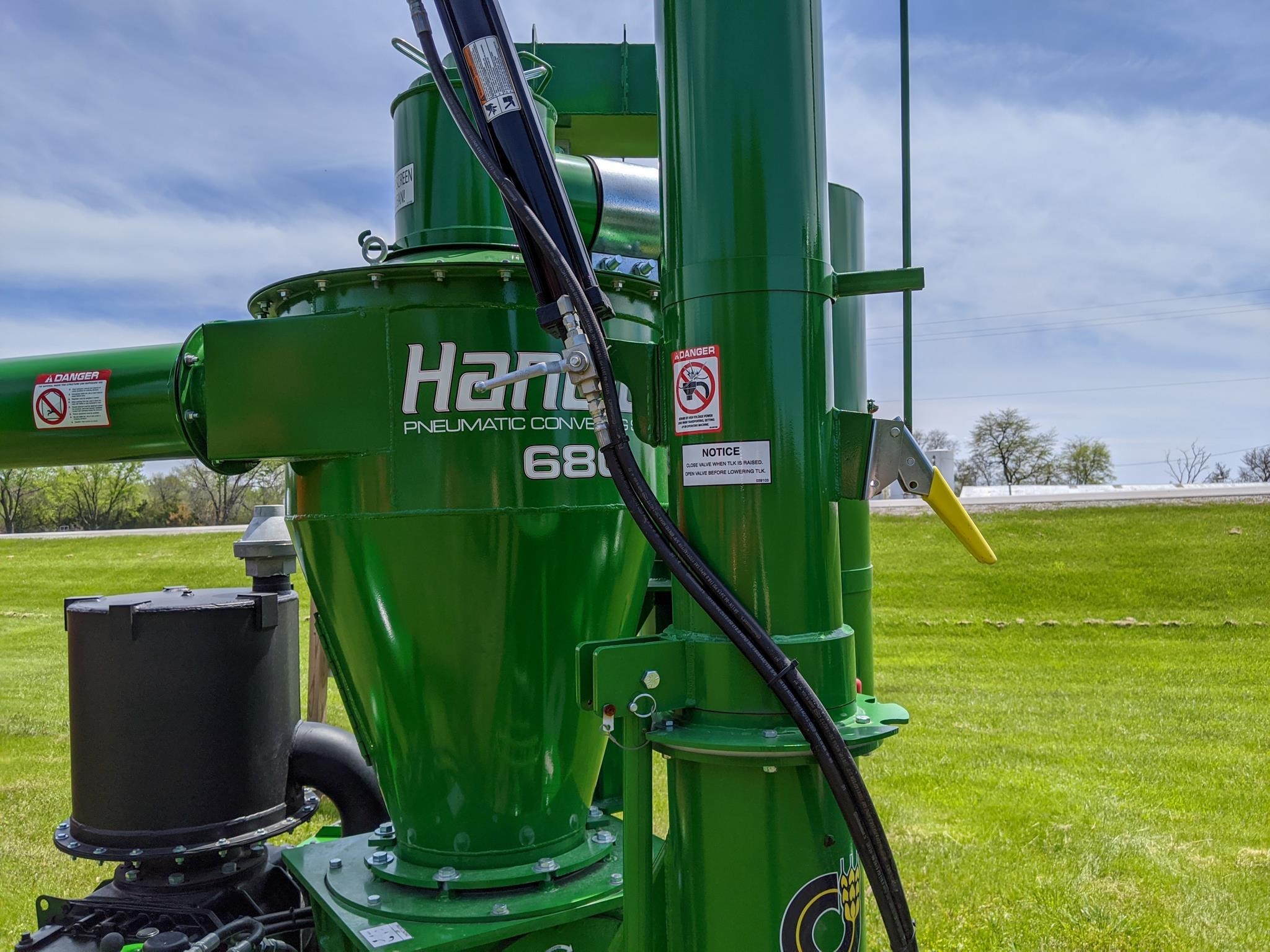 2026 Handlair 680 Grain Vac
