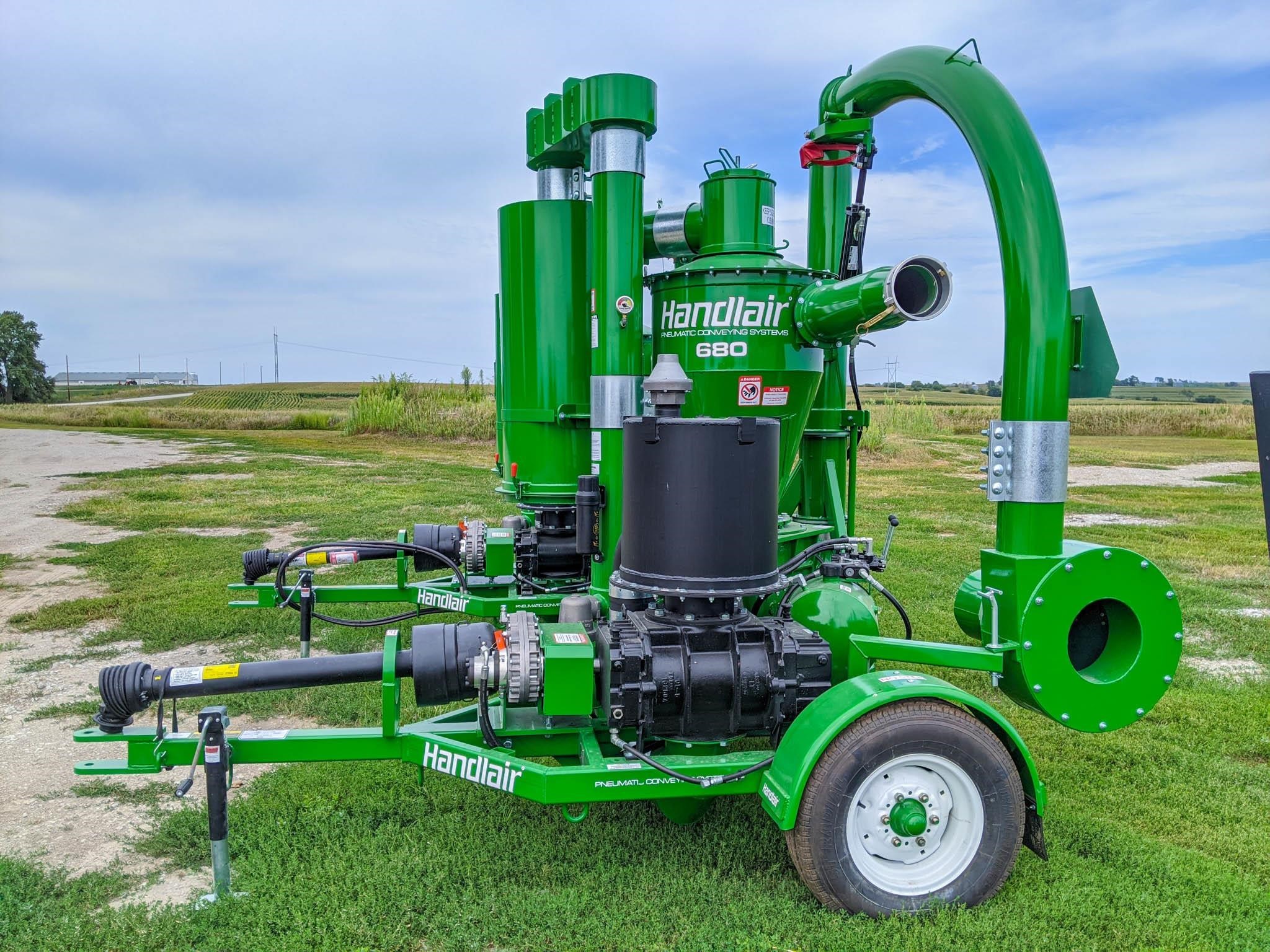 2026 Handlair 680 Grain Vac