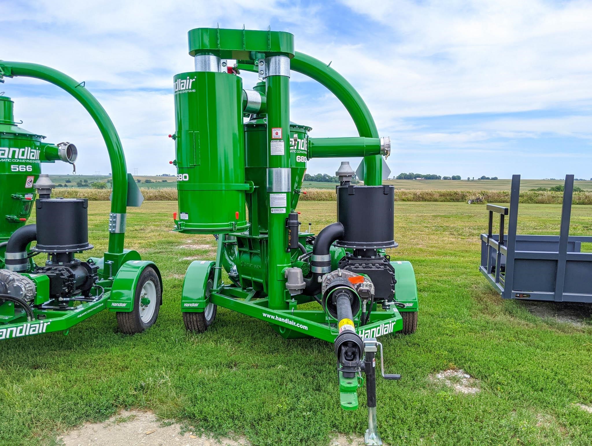 2026 Handlair 680 Grain Vac
