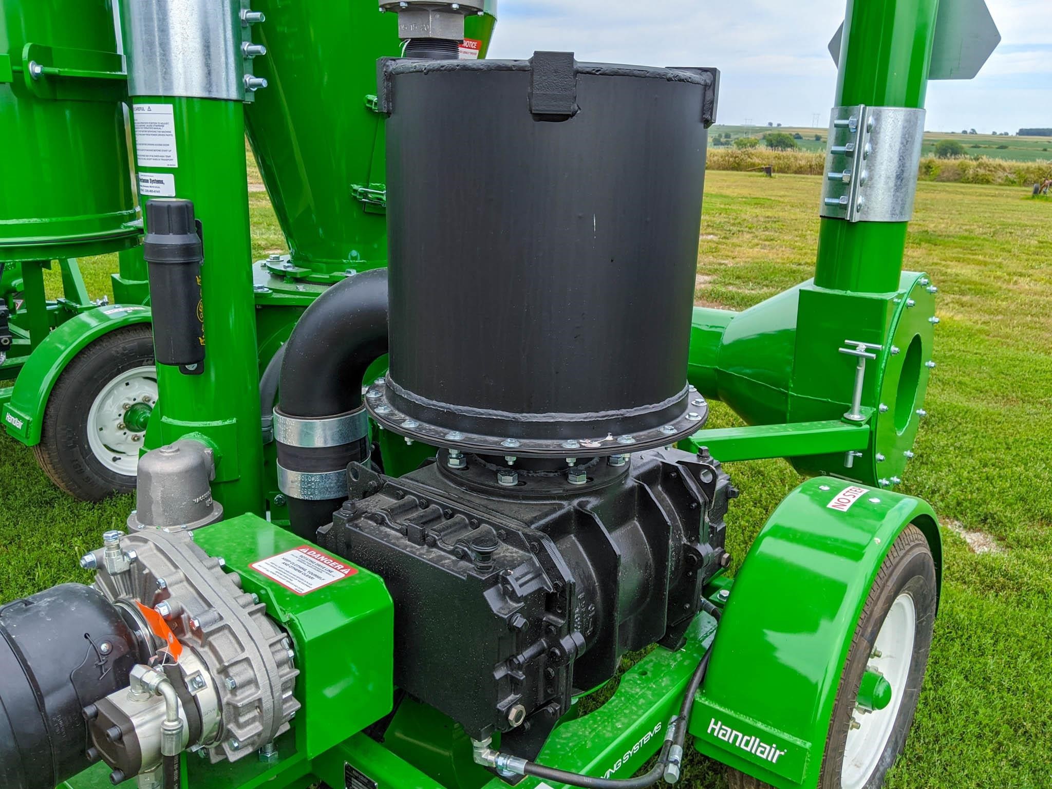 2026 Handlair 680 Grain Vac