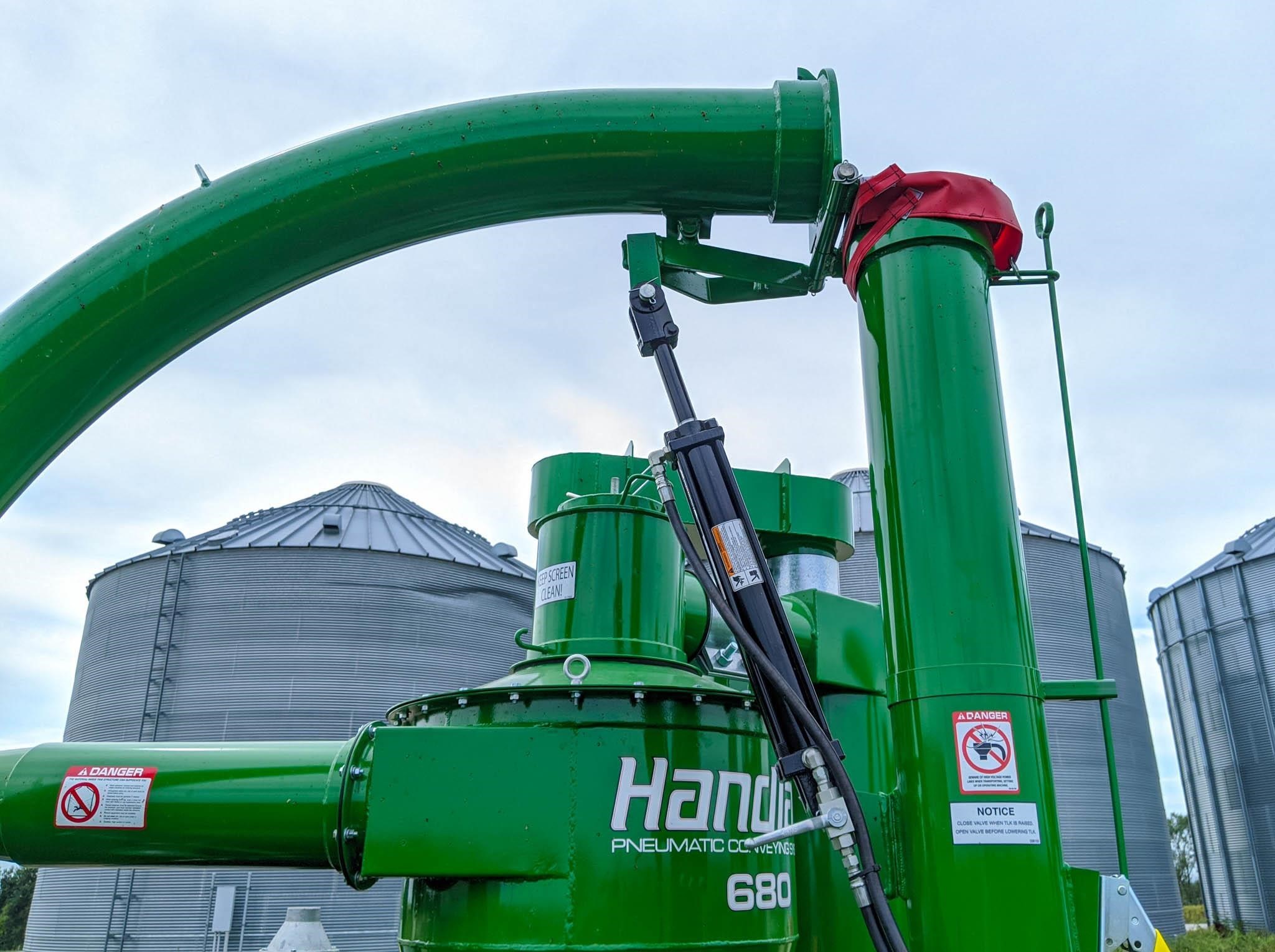 2026 Handlair 680 Grain Vac