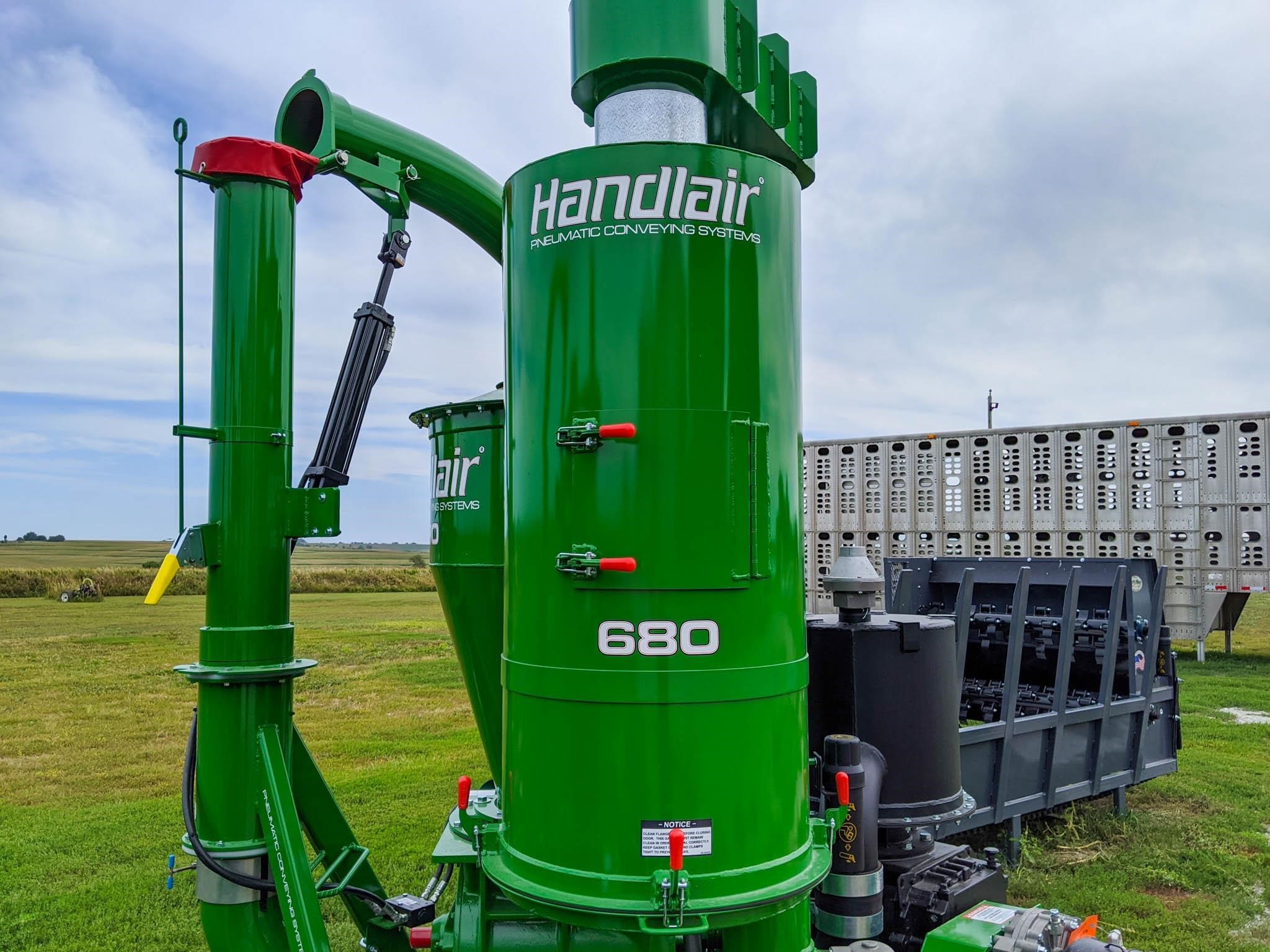 2026 Handlair 680 Grain Vac