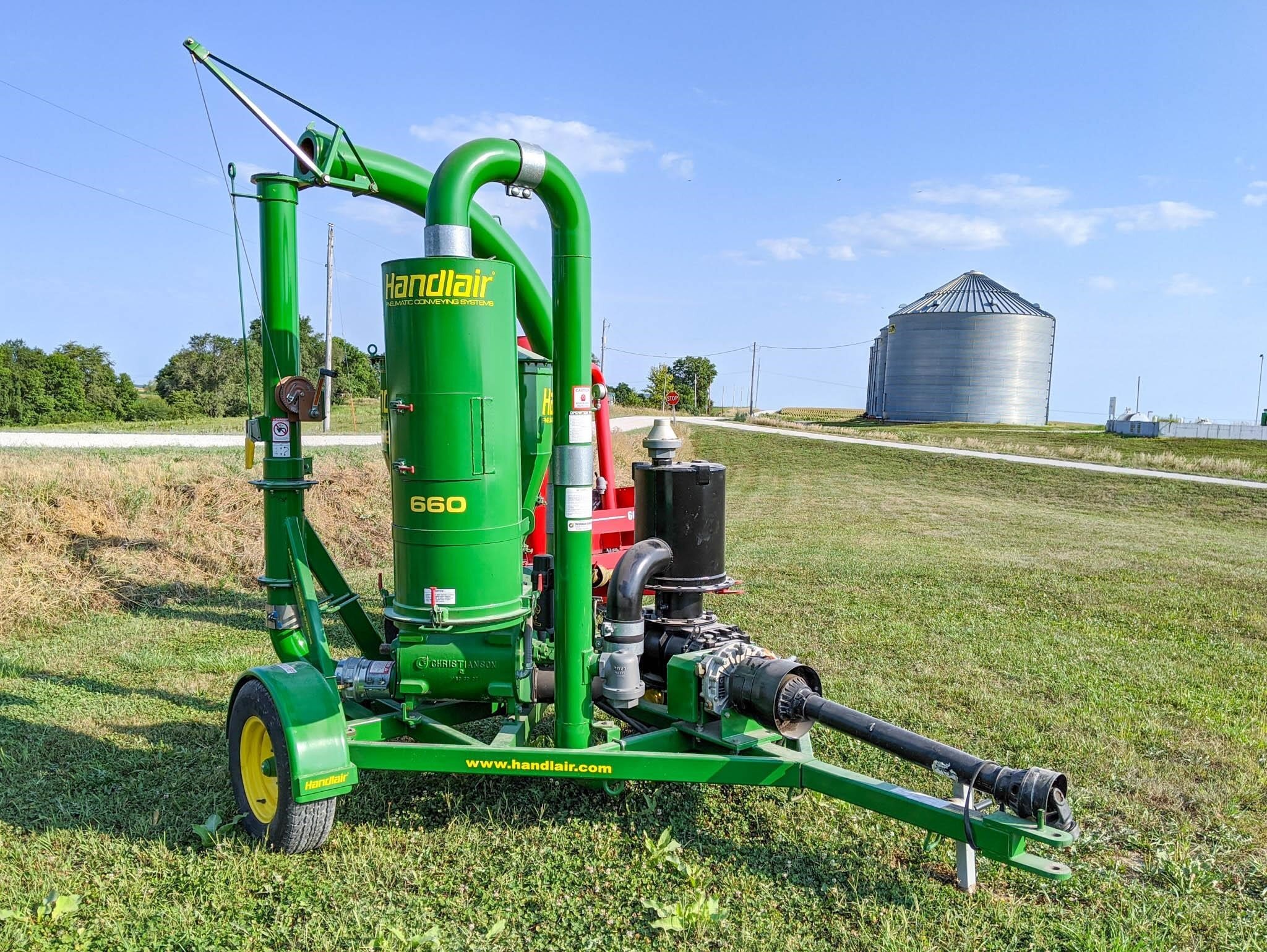2009 Handlair 660 Grain Vac