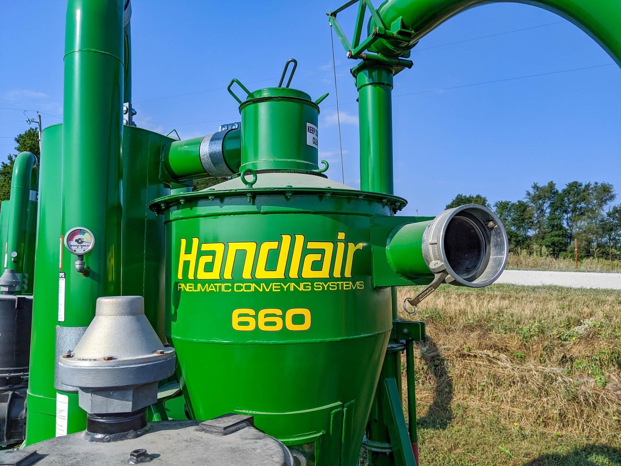 2009 Handlair 660 Grain Vac