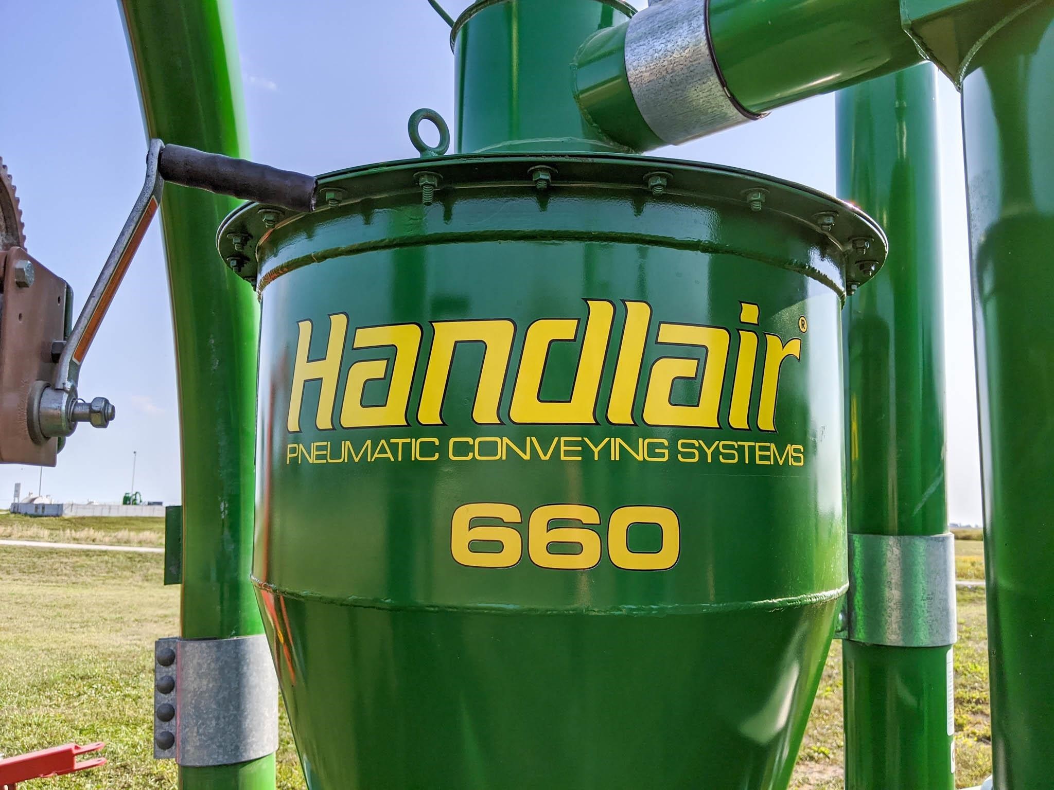 2009 Handlair 660 Grain Vac