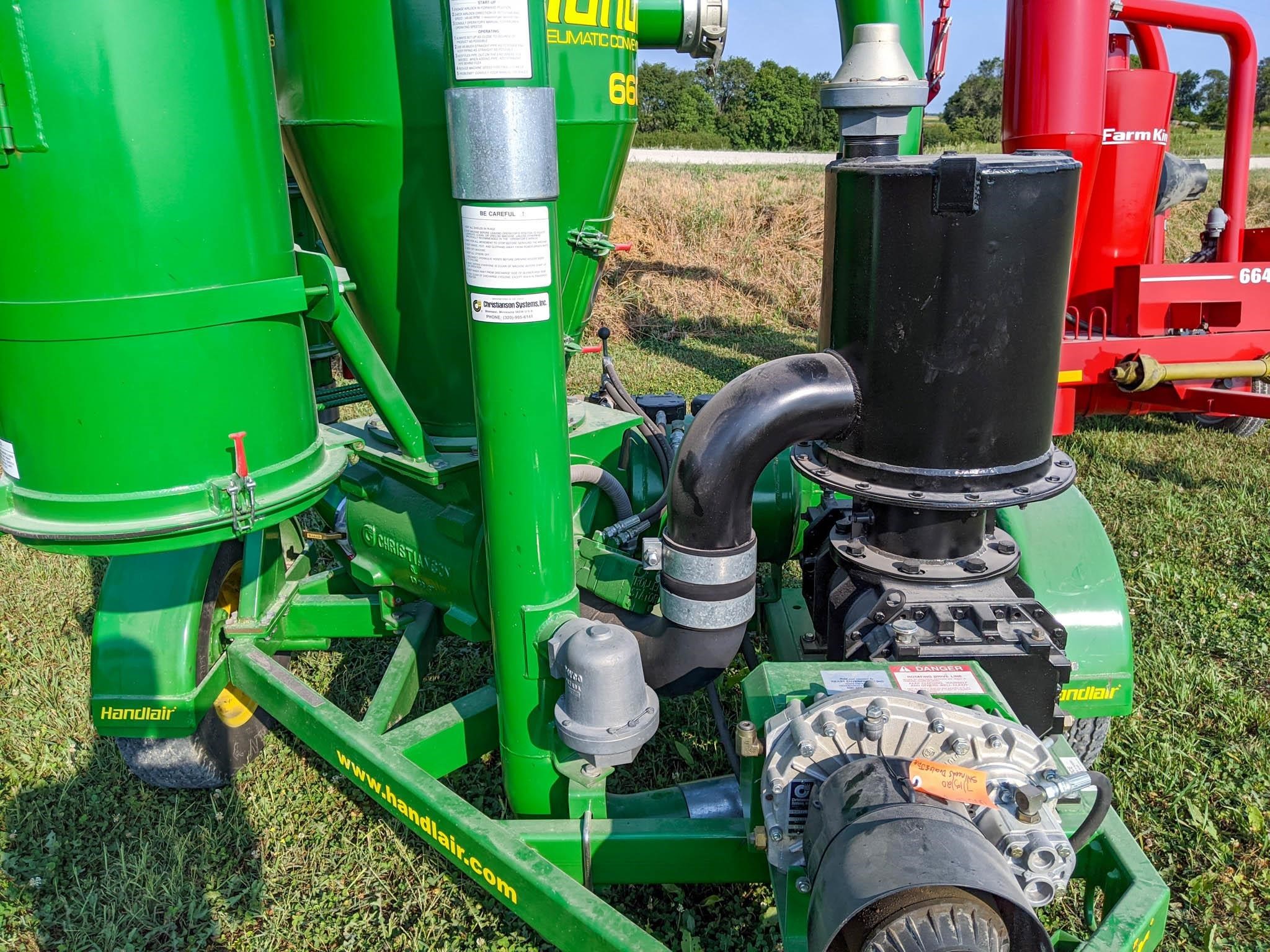 2009 Handlair 660 Grain Vac