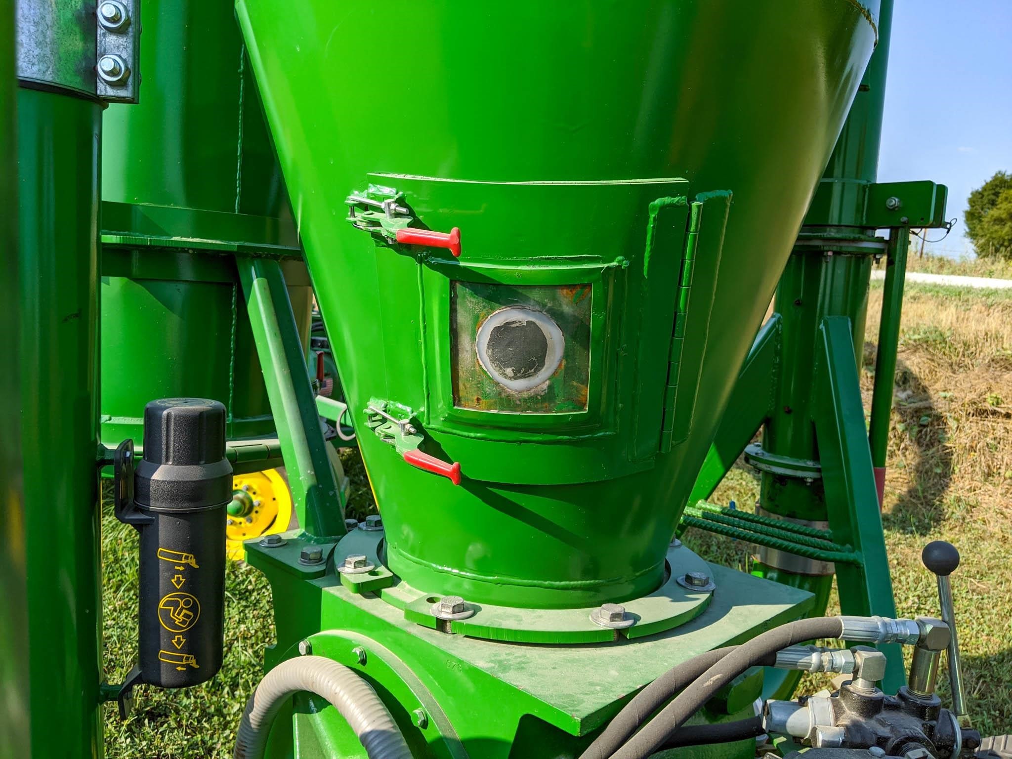 2009 Handlair 660 Grain Vac