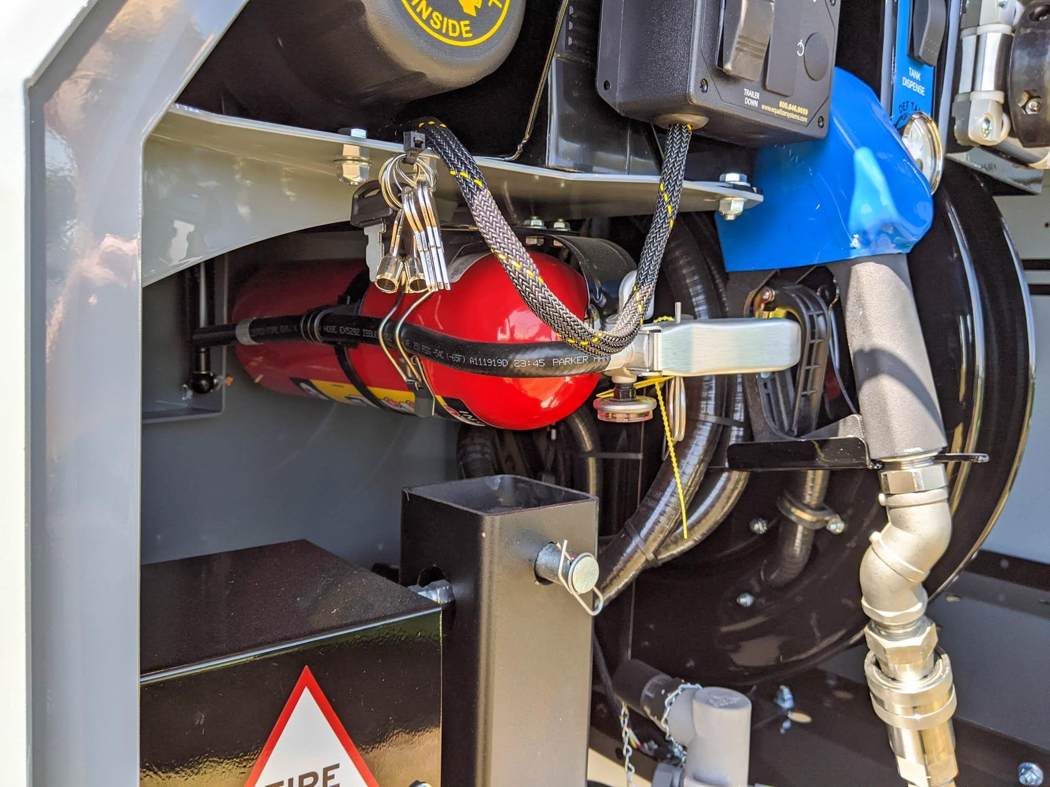 2025 Thunder Creek FST990 Fuel Trucks/Trailer