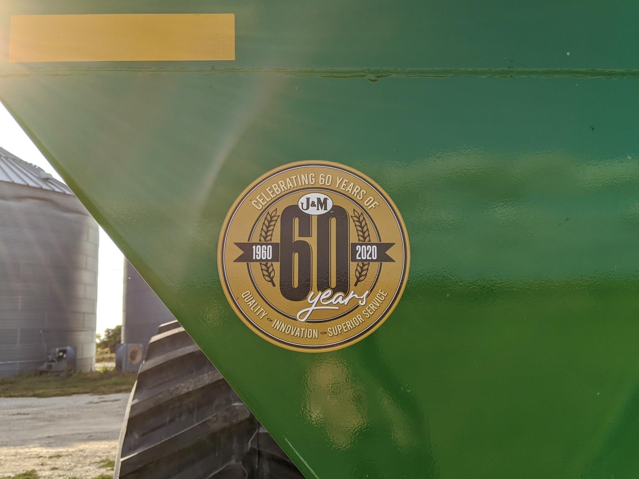 2026 J&M 1112 Grain Cart