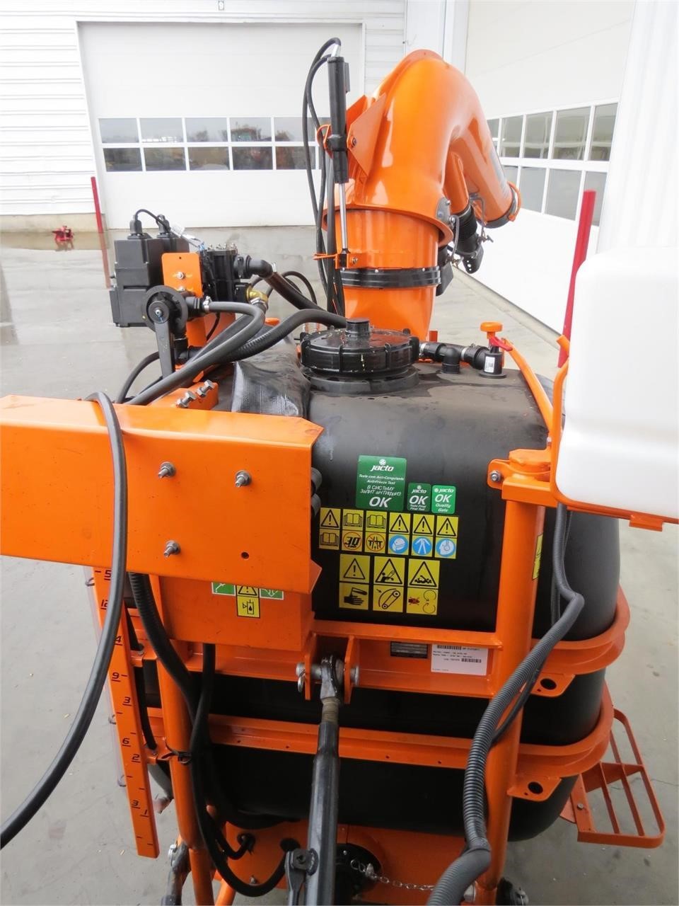 2027 Jacto J600 Orchard / Vineyard Equipment