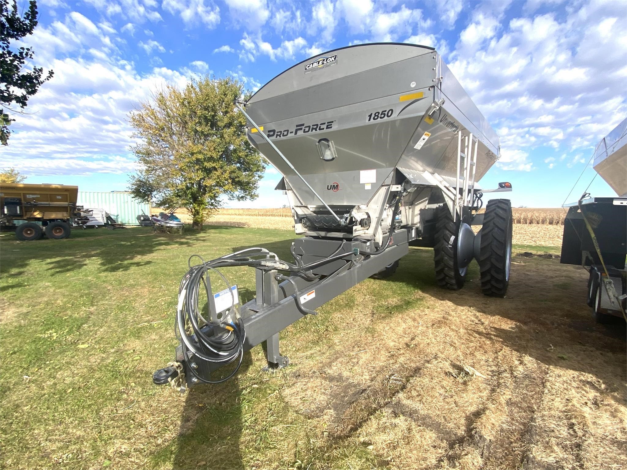 Unverferth PROFORCE 1450 SelfPropelled Fertilizer Spreader Call Machinery Pete