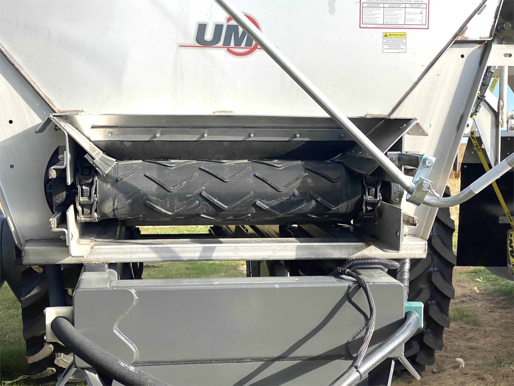 Unverferth PROFORCE 1450 SelfPropelled Fertilizer Spreader Call