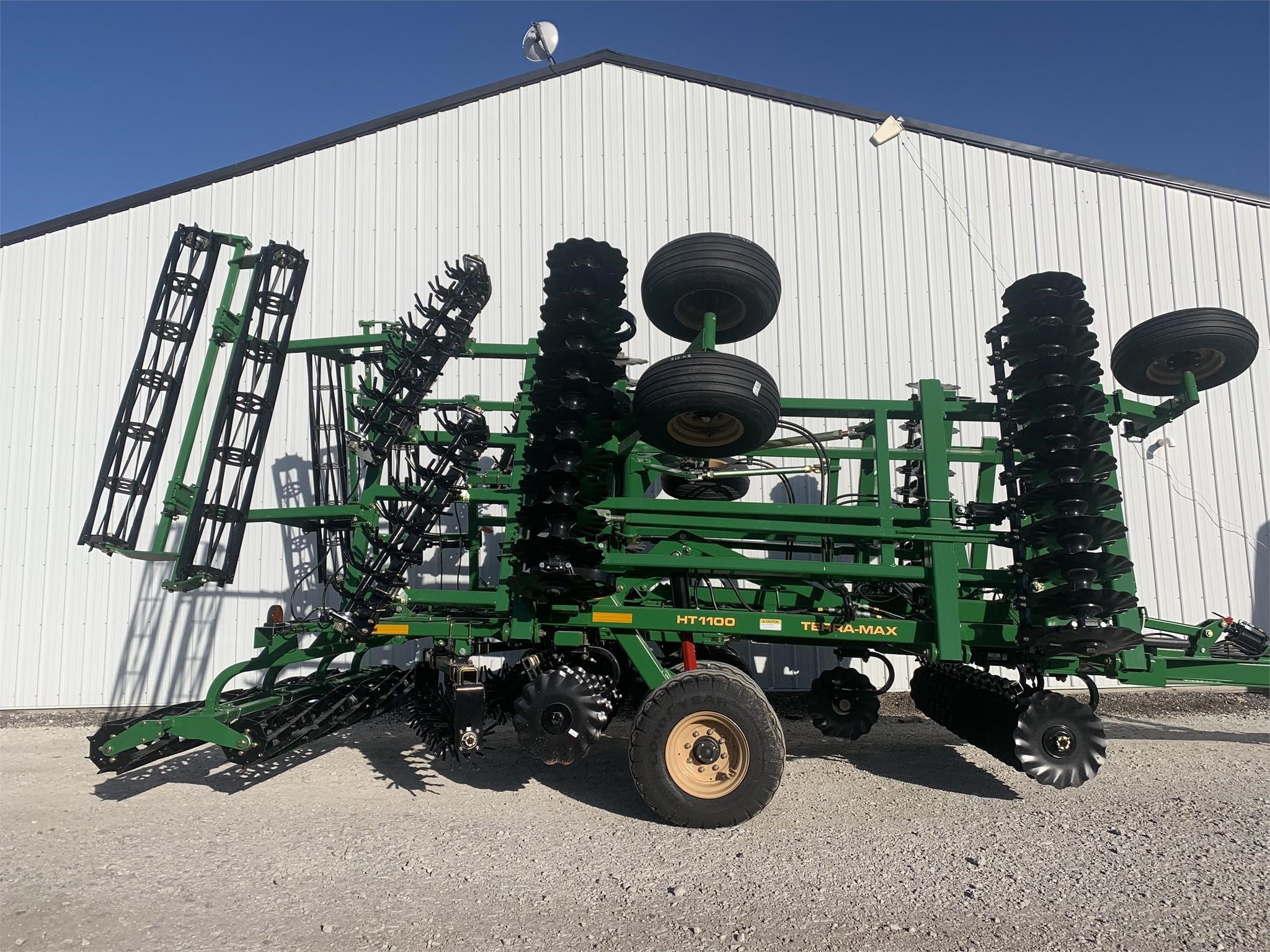  Great Plains HT1100-25 Vertical Tillage