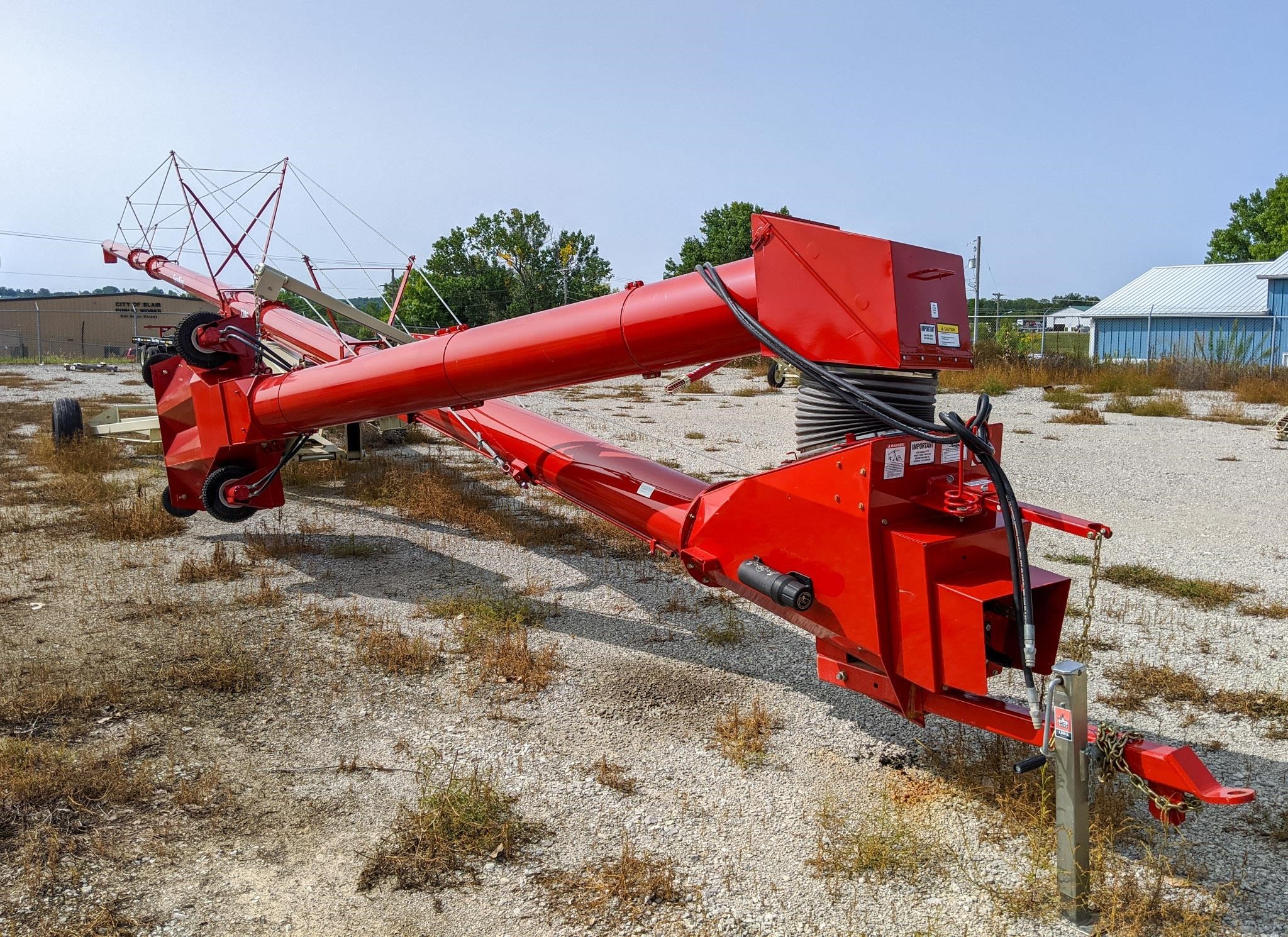 2021 Buhler Farm King 1395 Augers and Conveyor Henderson, Iowa