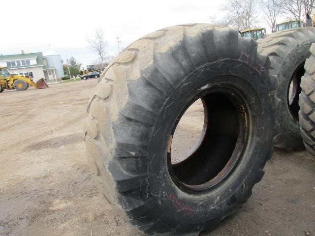  Goodyear 20.5x25 Wheels / Tires / Track