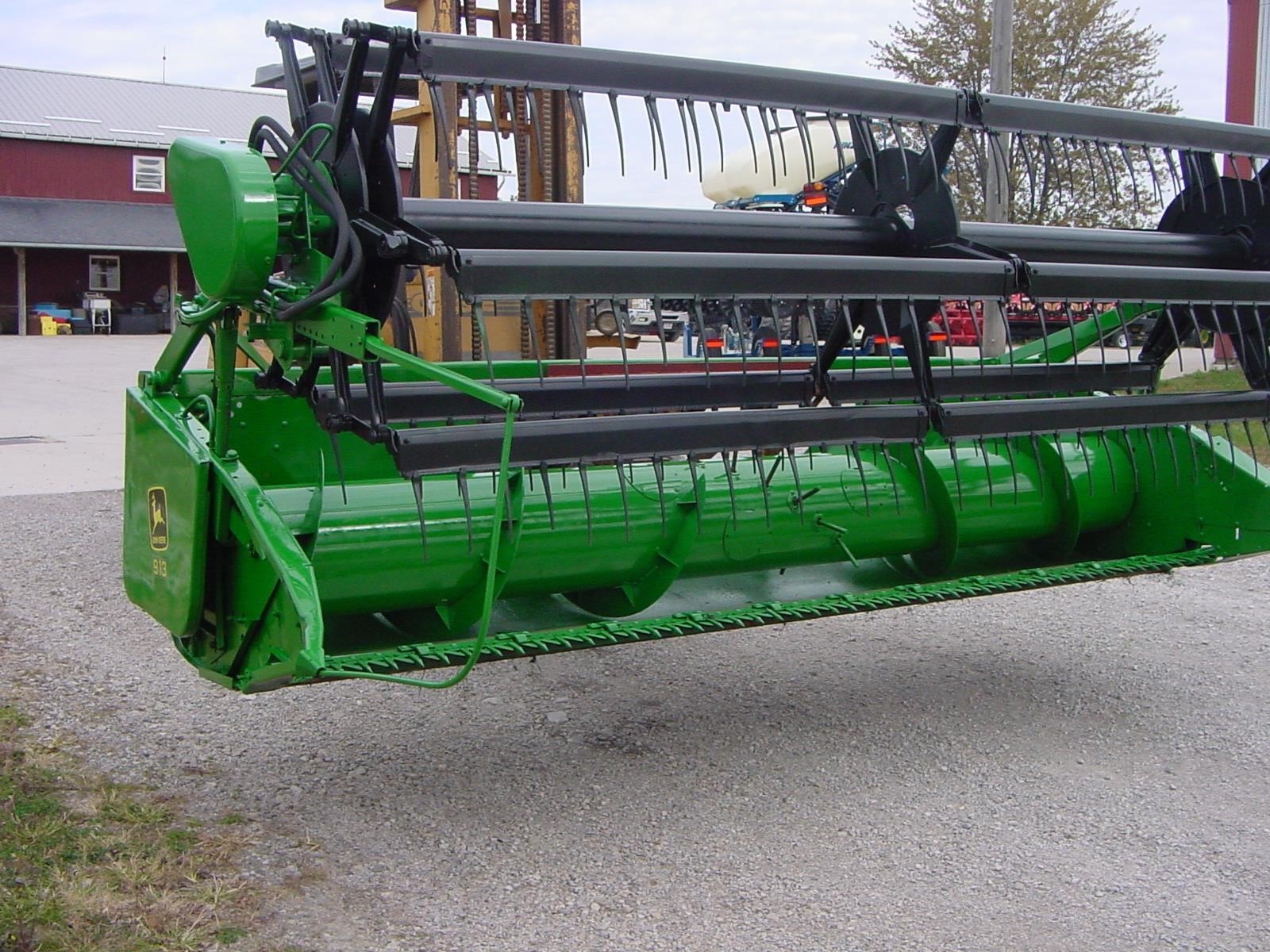 John Deere 913 Platform