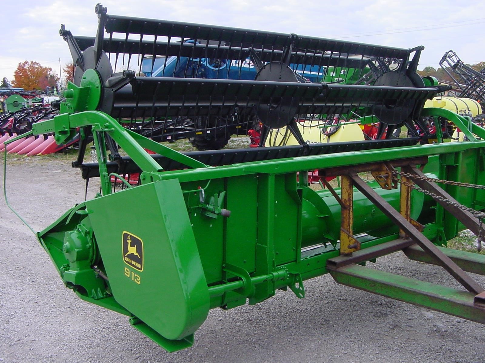  John Deere 913 Platform