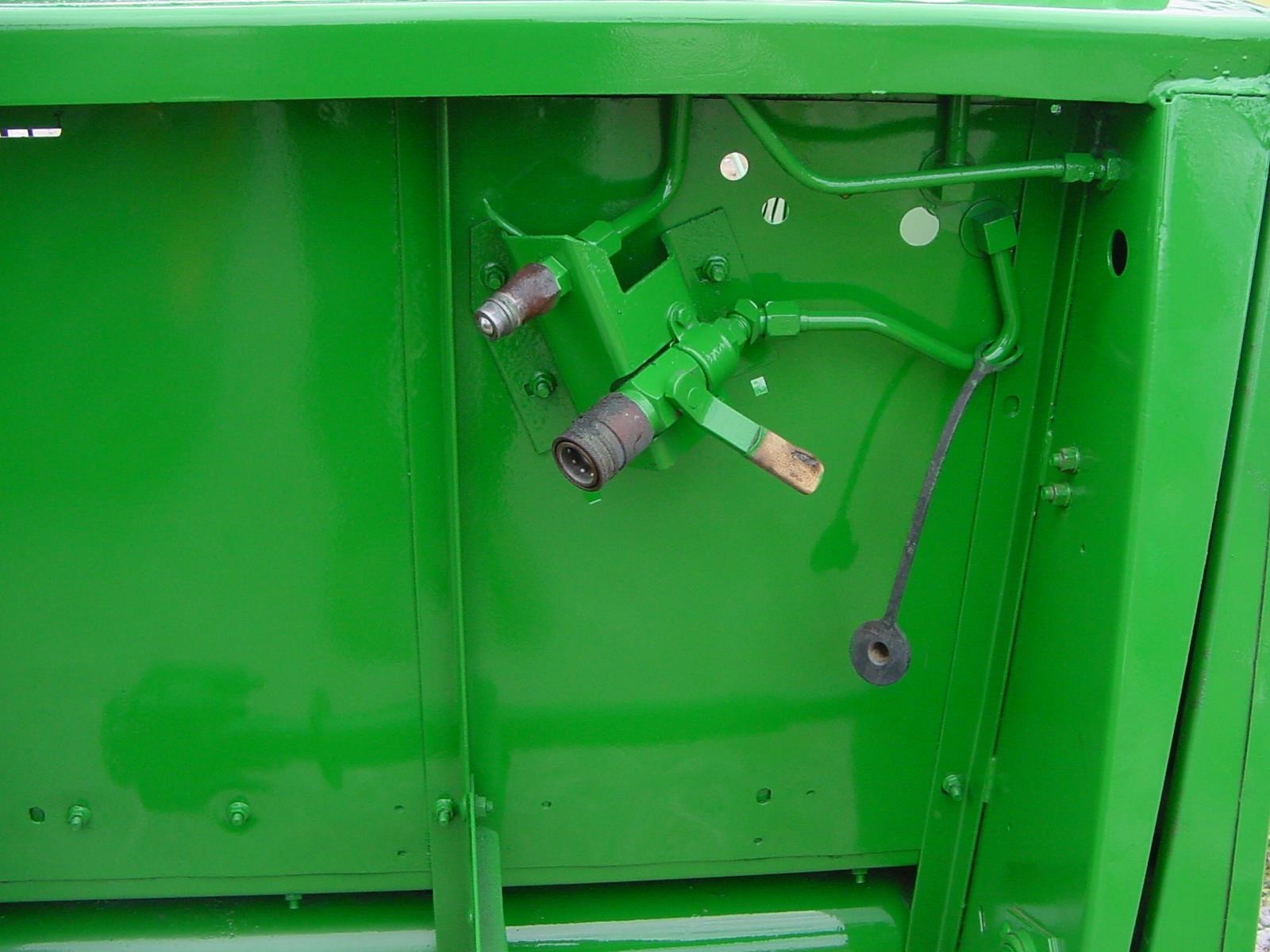 John Deere 913 Platform