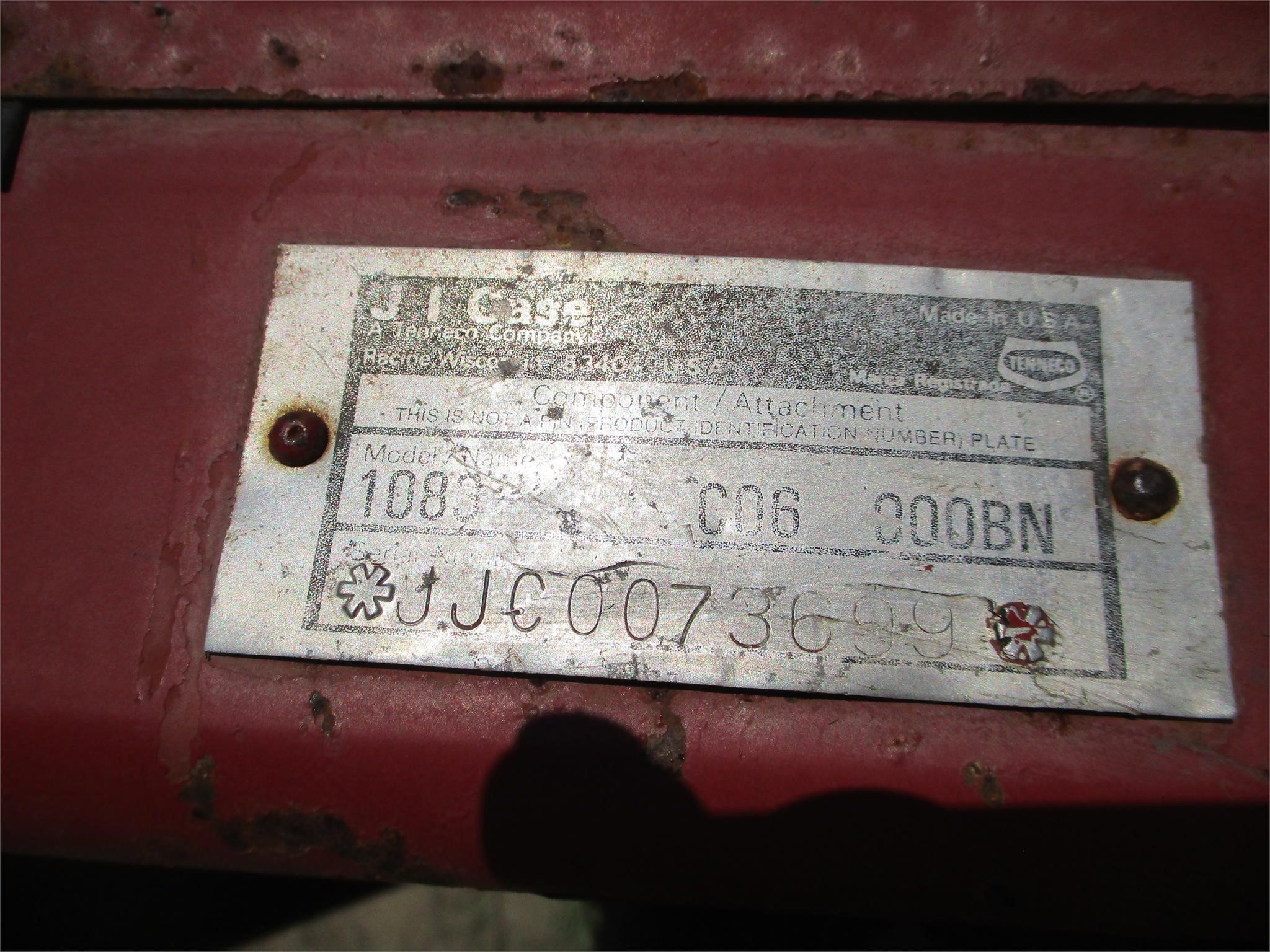  J.I. Case 1083 Corn Head