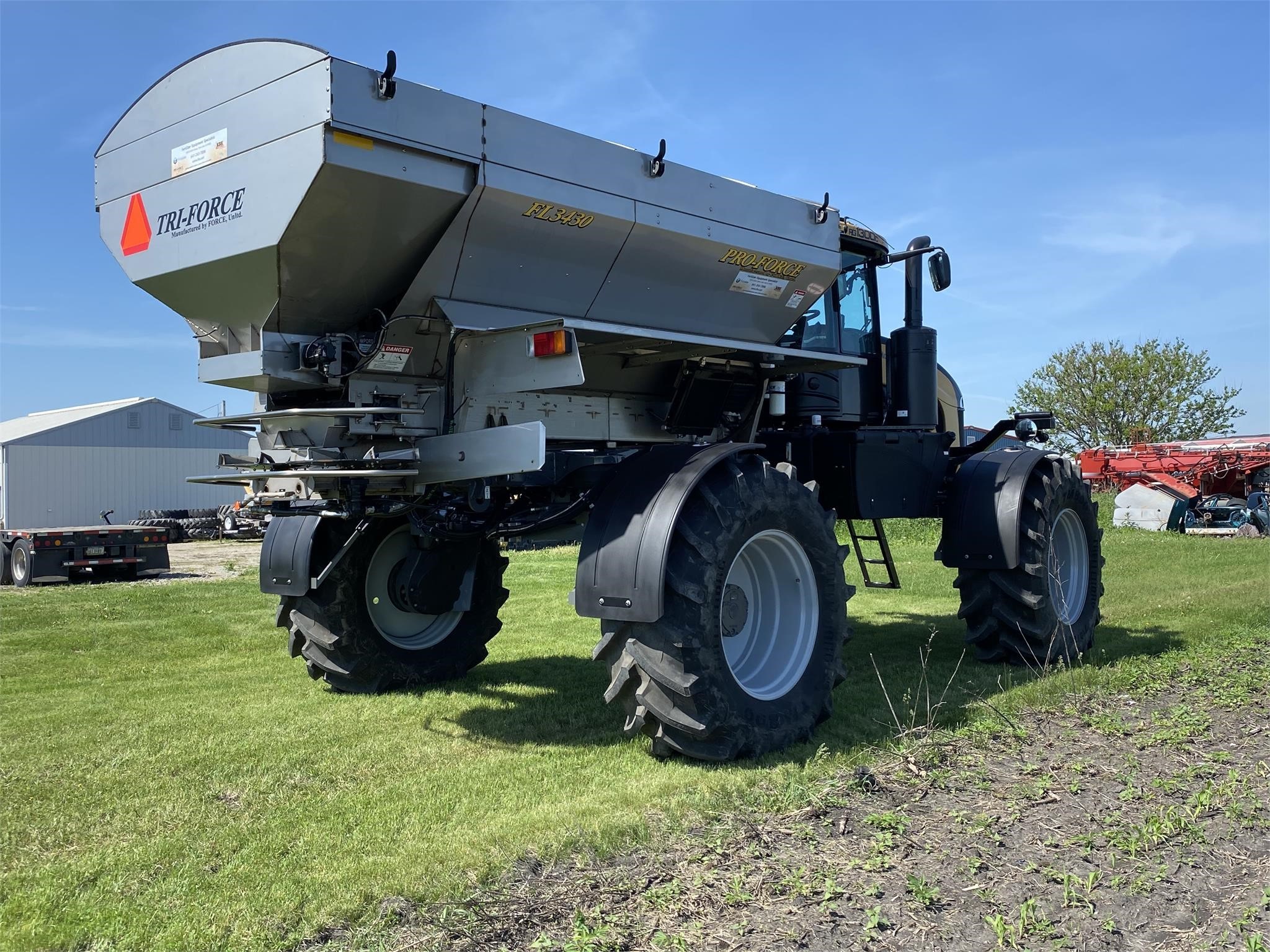 2021 Unverferth PROFORCE 1450 SelfPropelled Fertilizer Spreader Clear Lake, Iowa Call